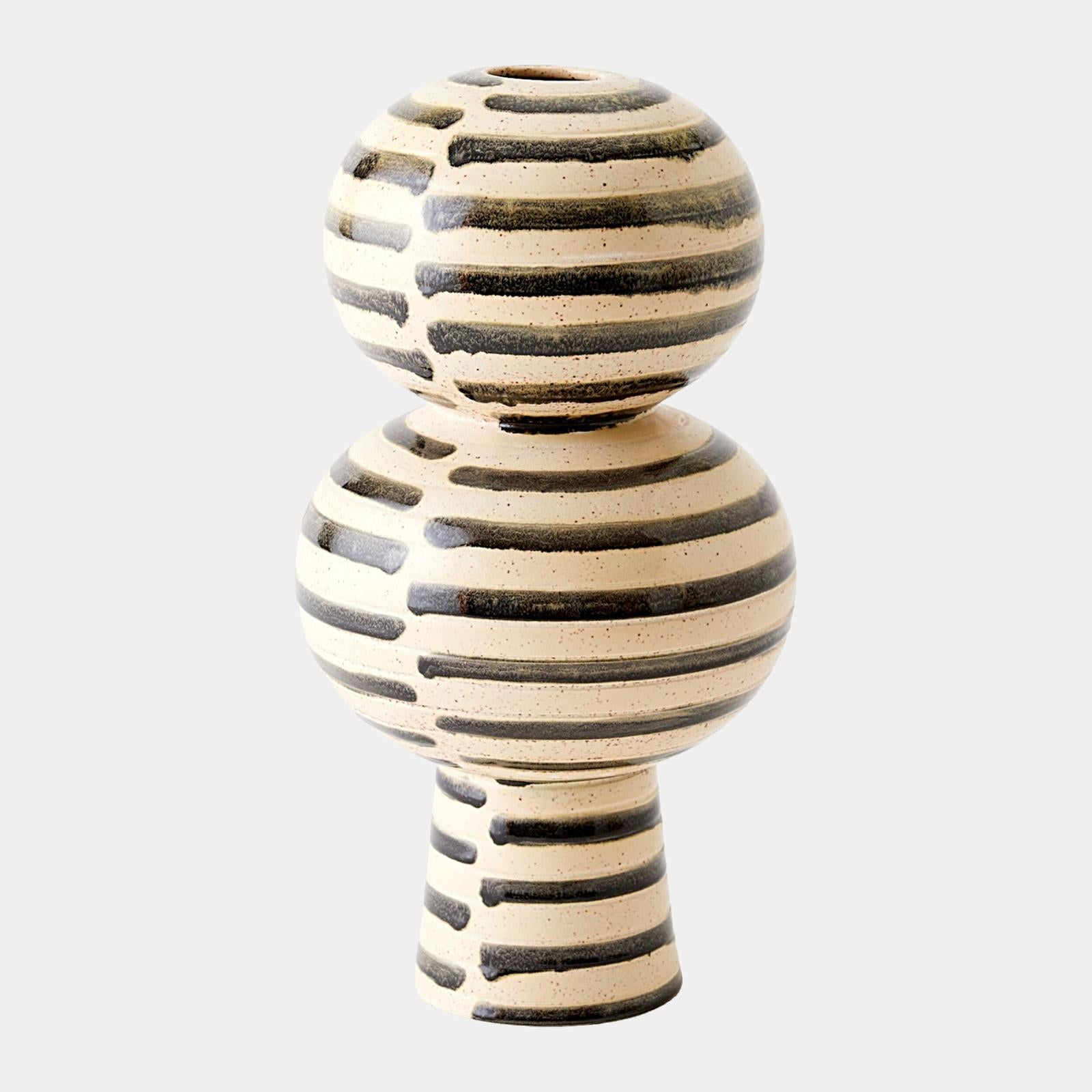 Global Views Jail Break Vase