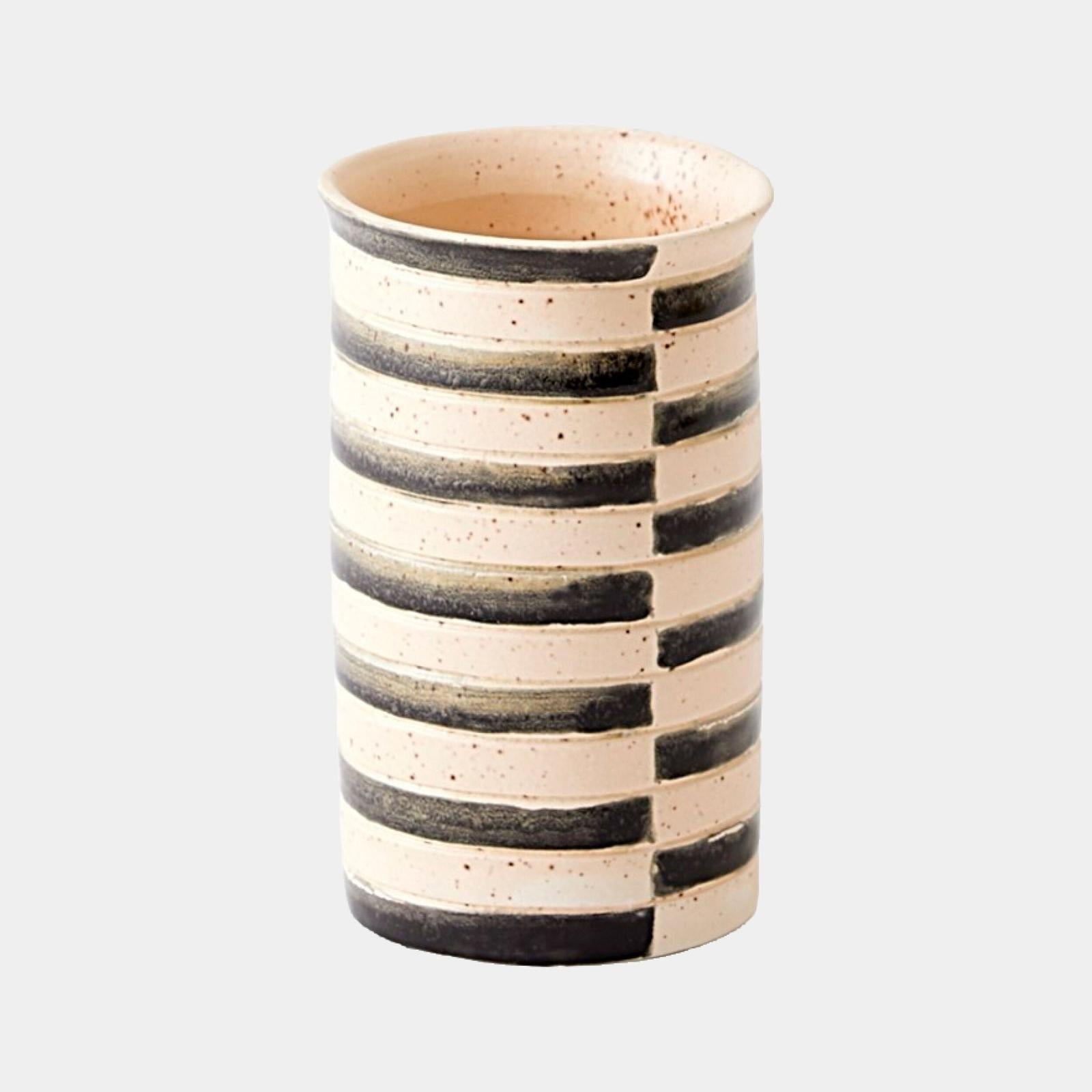 Global Views Jail Break Vase