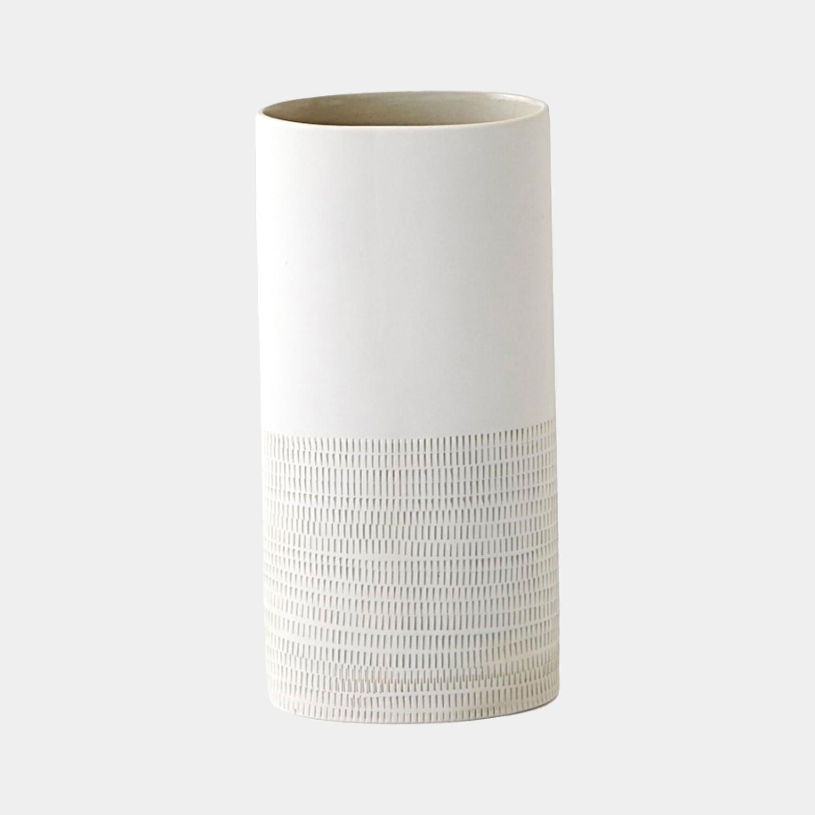 Global Views Dash Vase