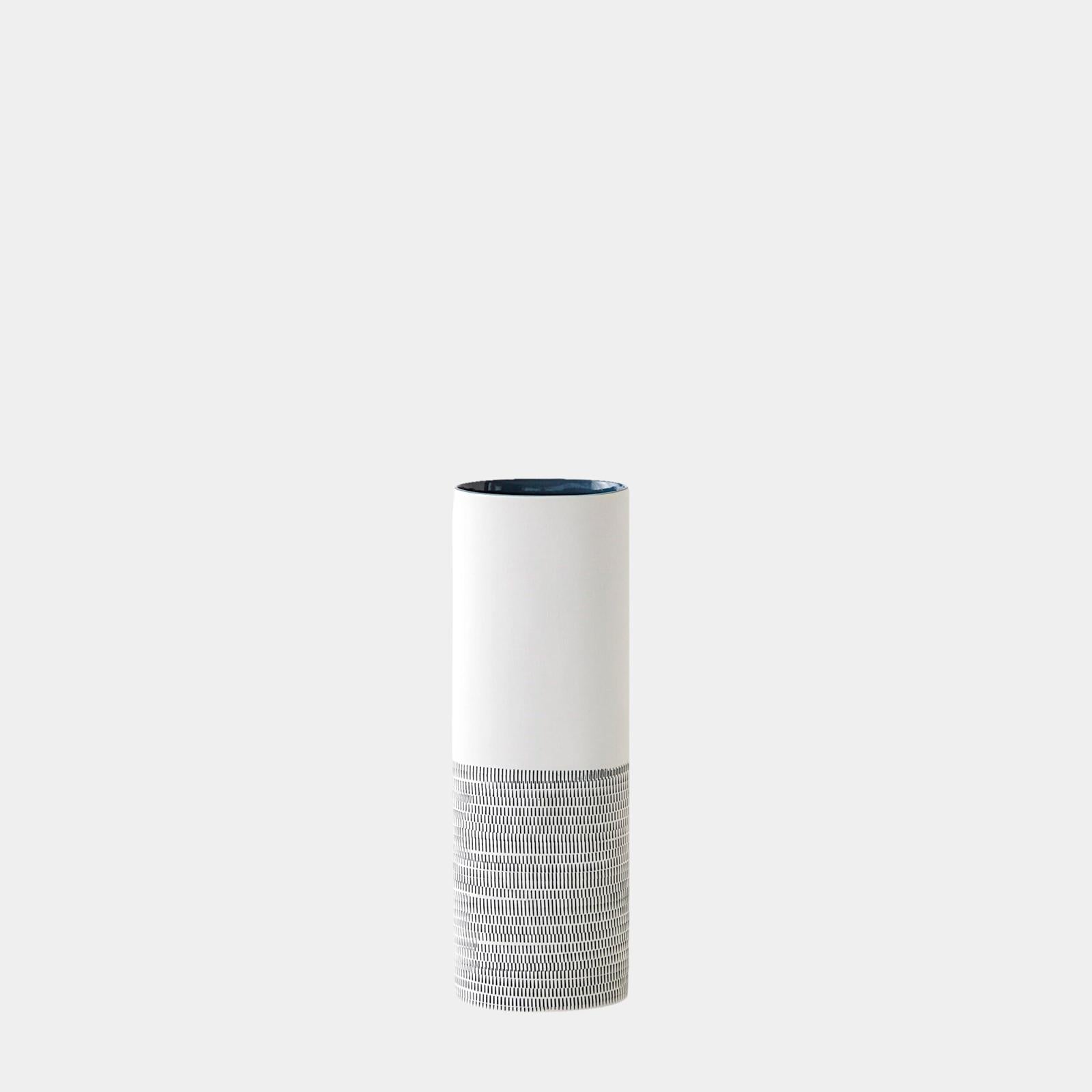Global Views Dash Vase