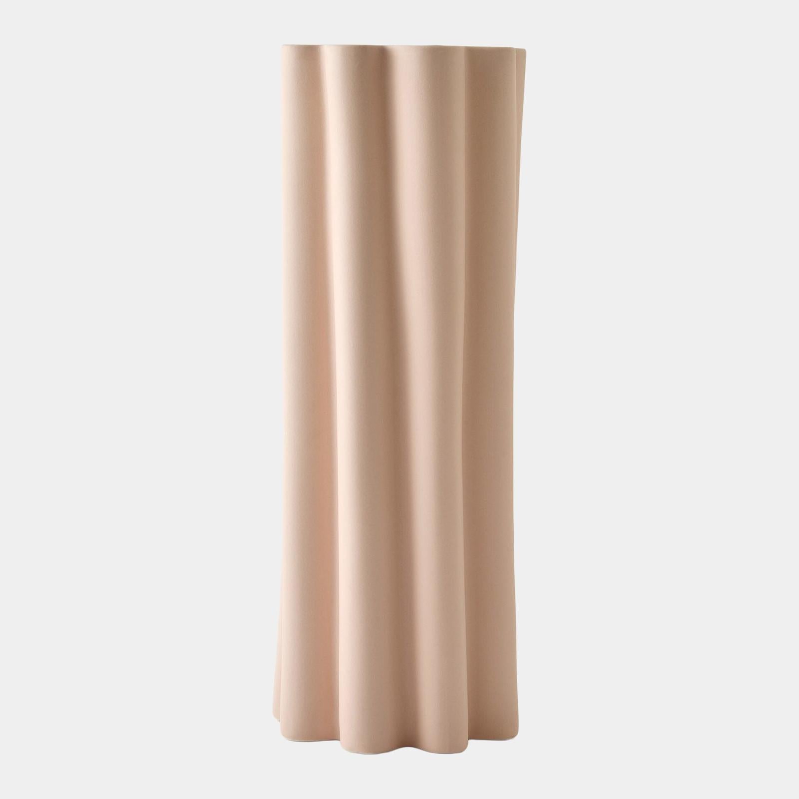 Global Views Cirrus Vase