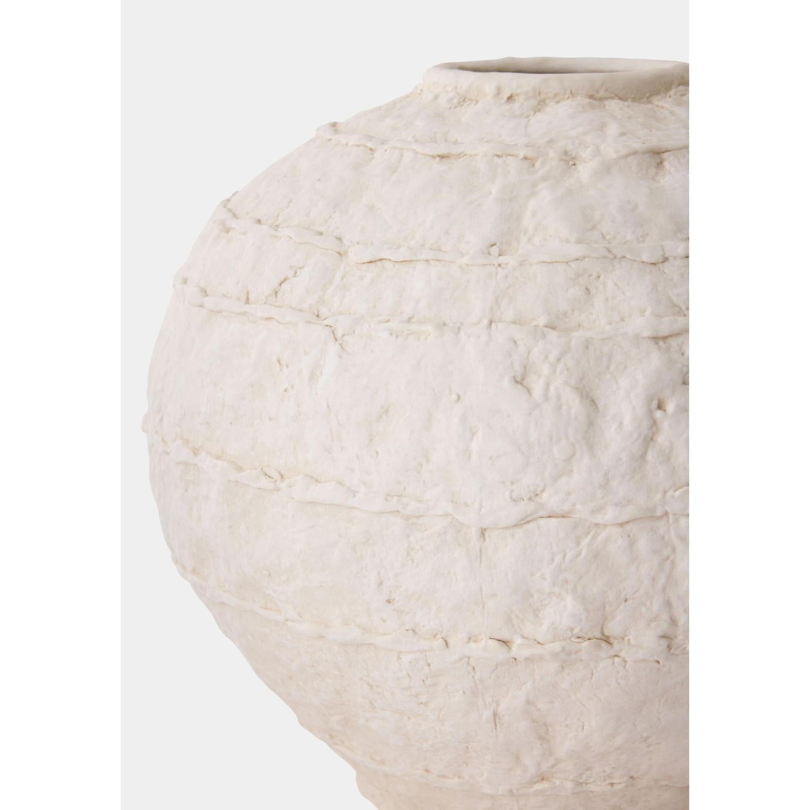 Global Views Horizon Vase