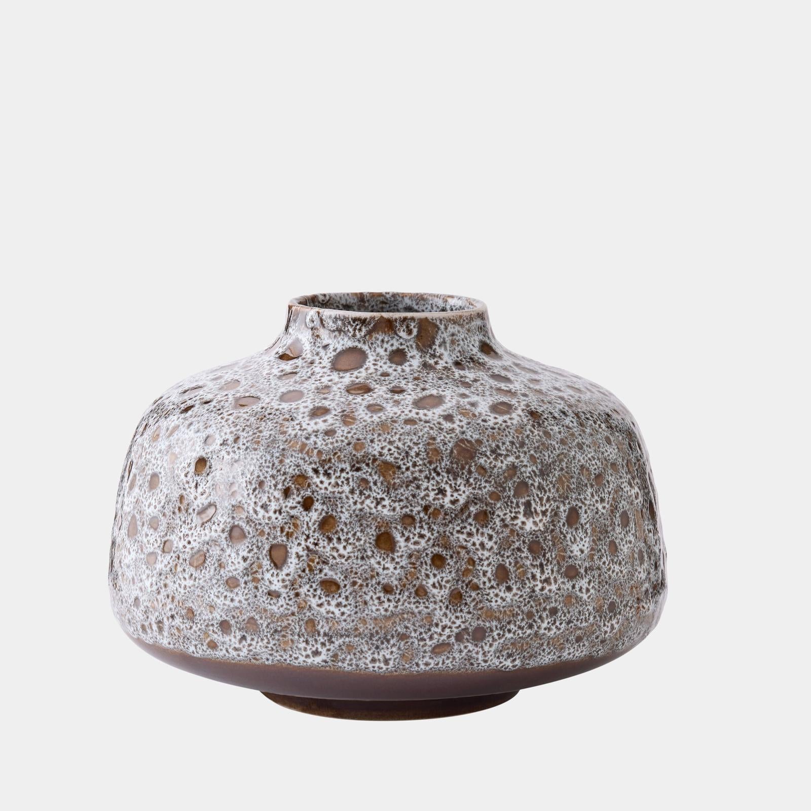 Global Views Taurus Squat Vase
