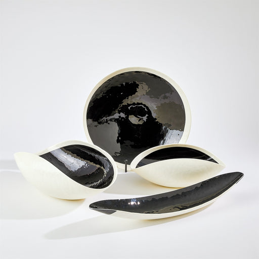 Global Views Ebony & Ivory Collection