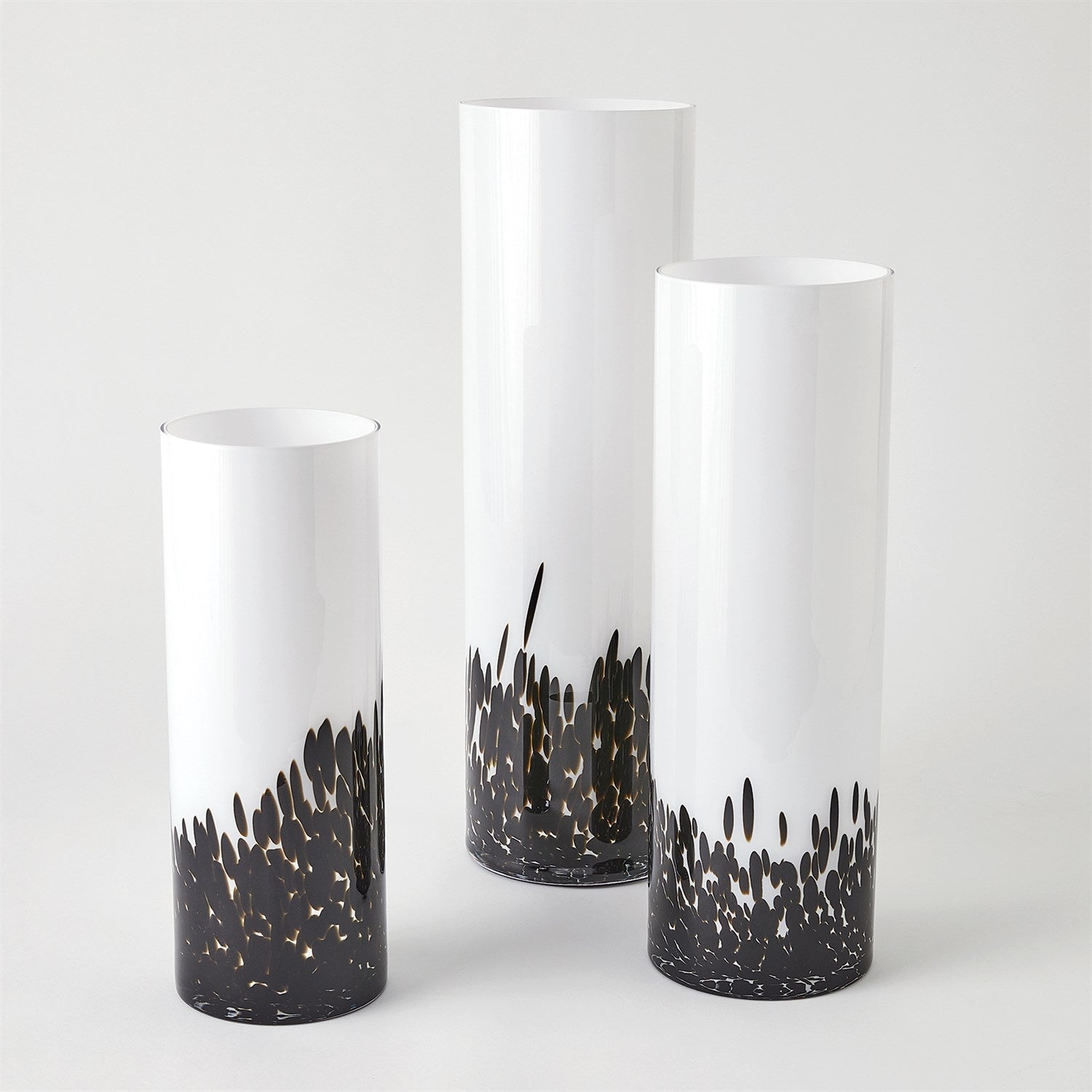 Global Views Black White Confetti Vase