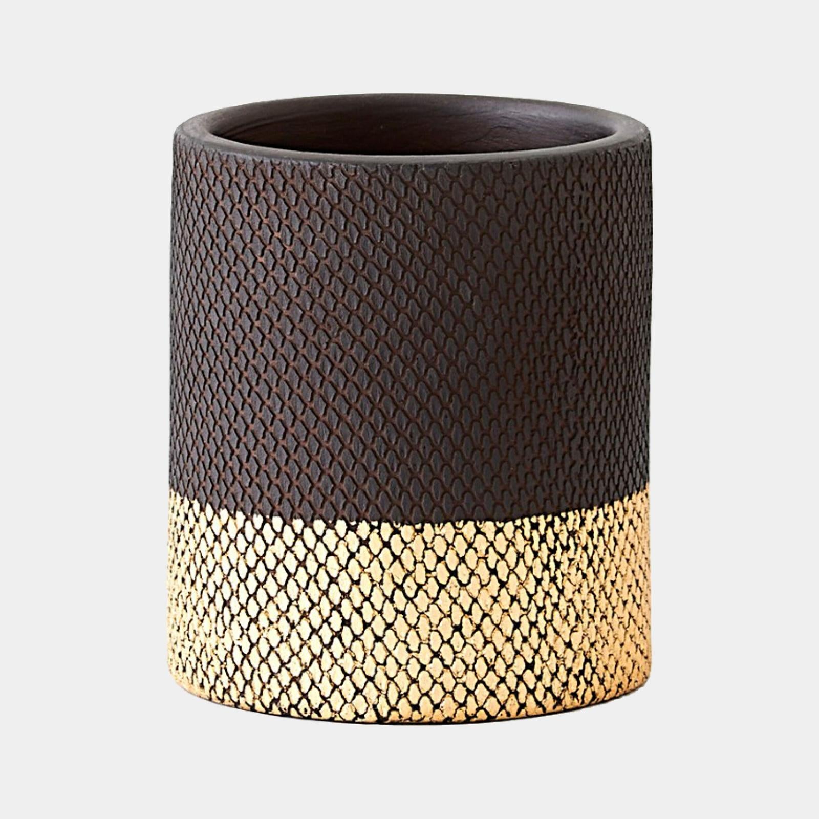 Global Views Java Black and Gold Vase