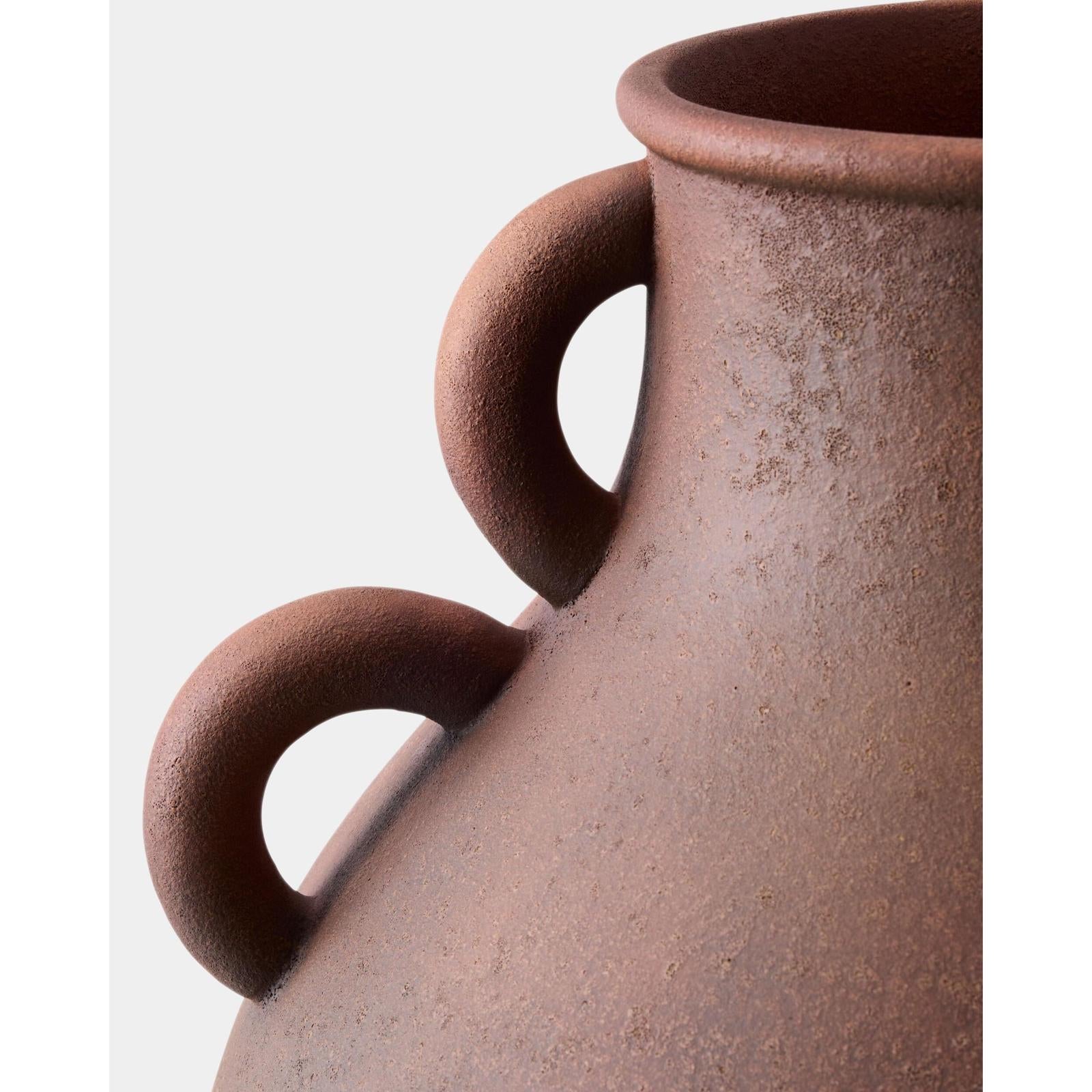 Global Views Mars Vase