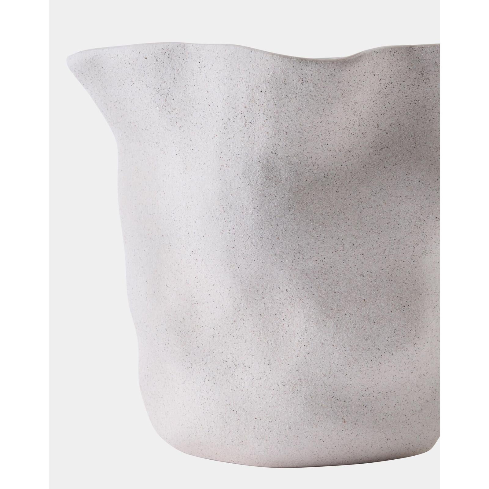 Global Views Duna White Sand Vase