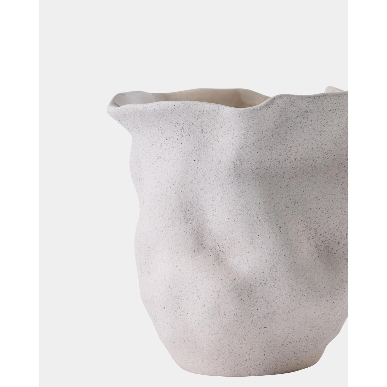 Global Views Duna White Sand Vase