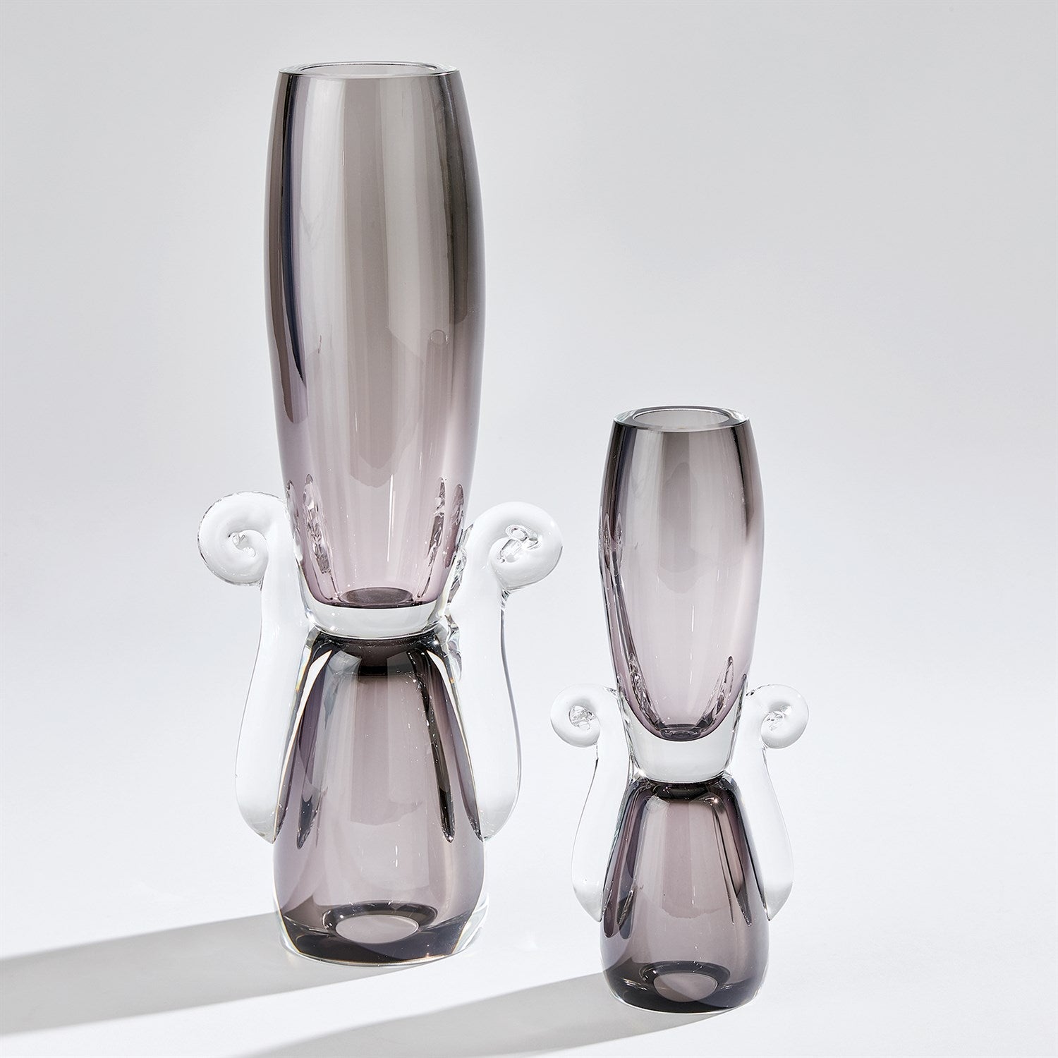 Global Views Lydia Vase