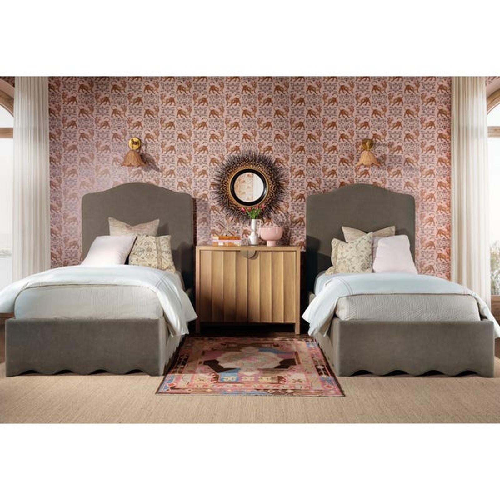 Hooker Furniture Commerce and Market Liv Twin Upholstered Bed