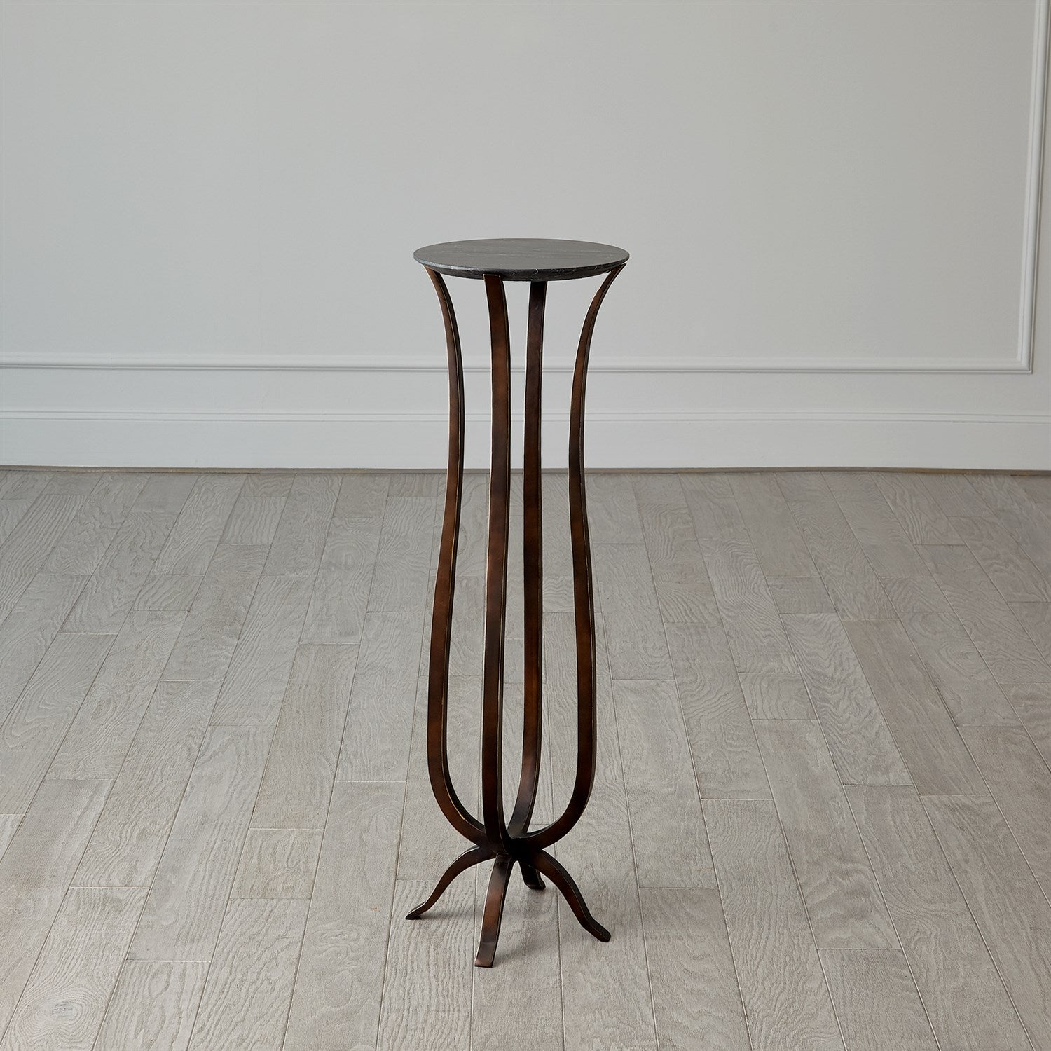 Global Views Chorda Pedestal - Bronze