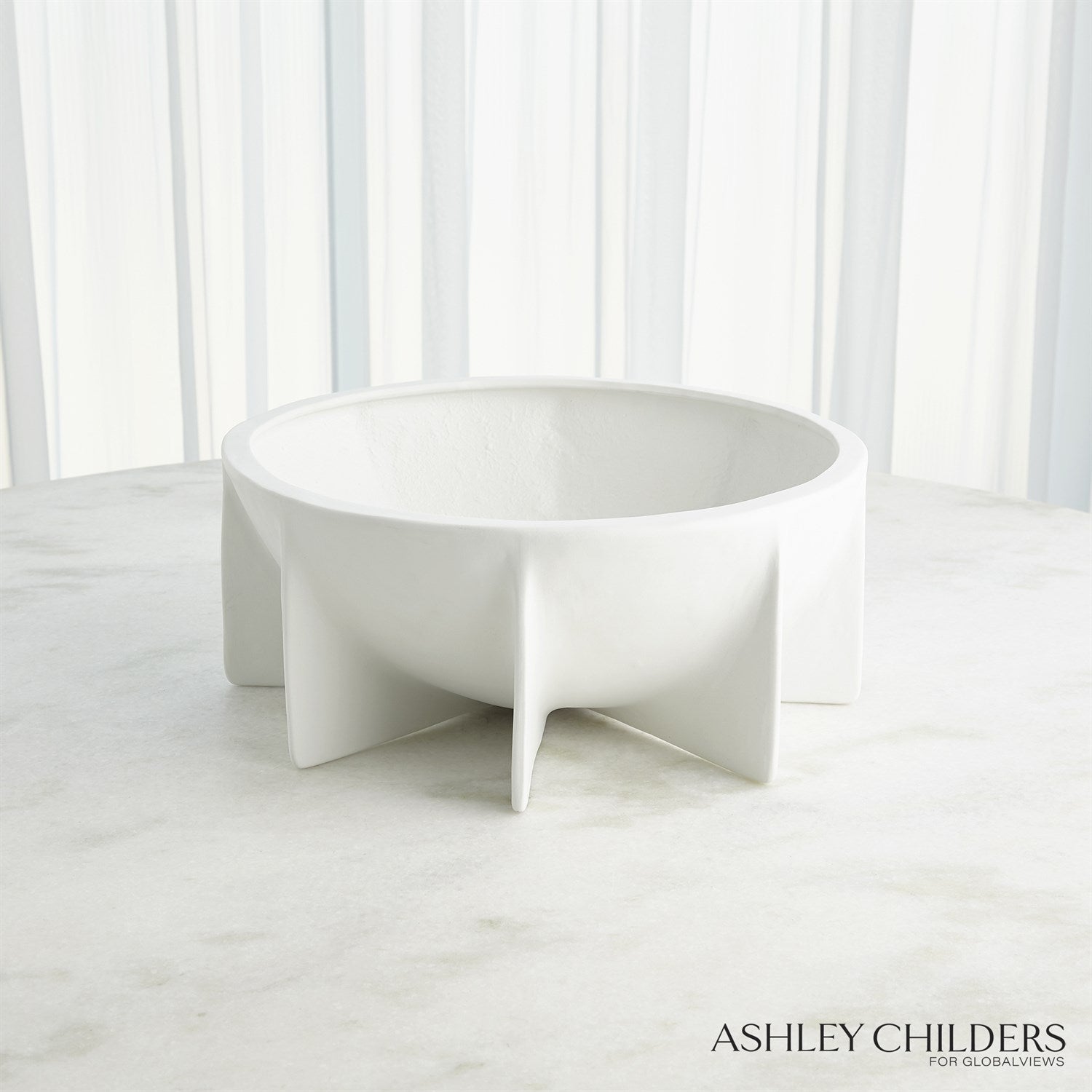 Global Views Matte White Nove Bowl
