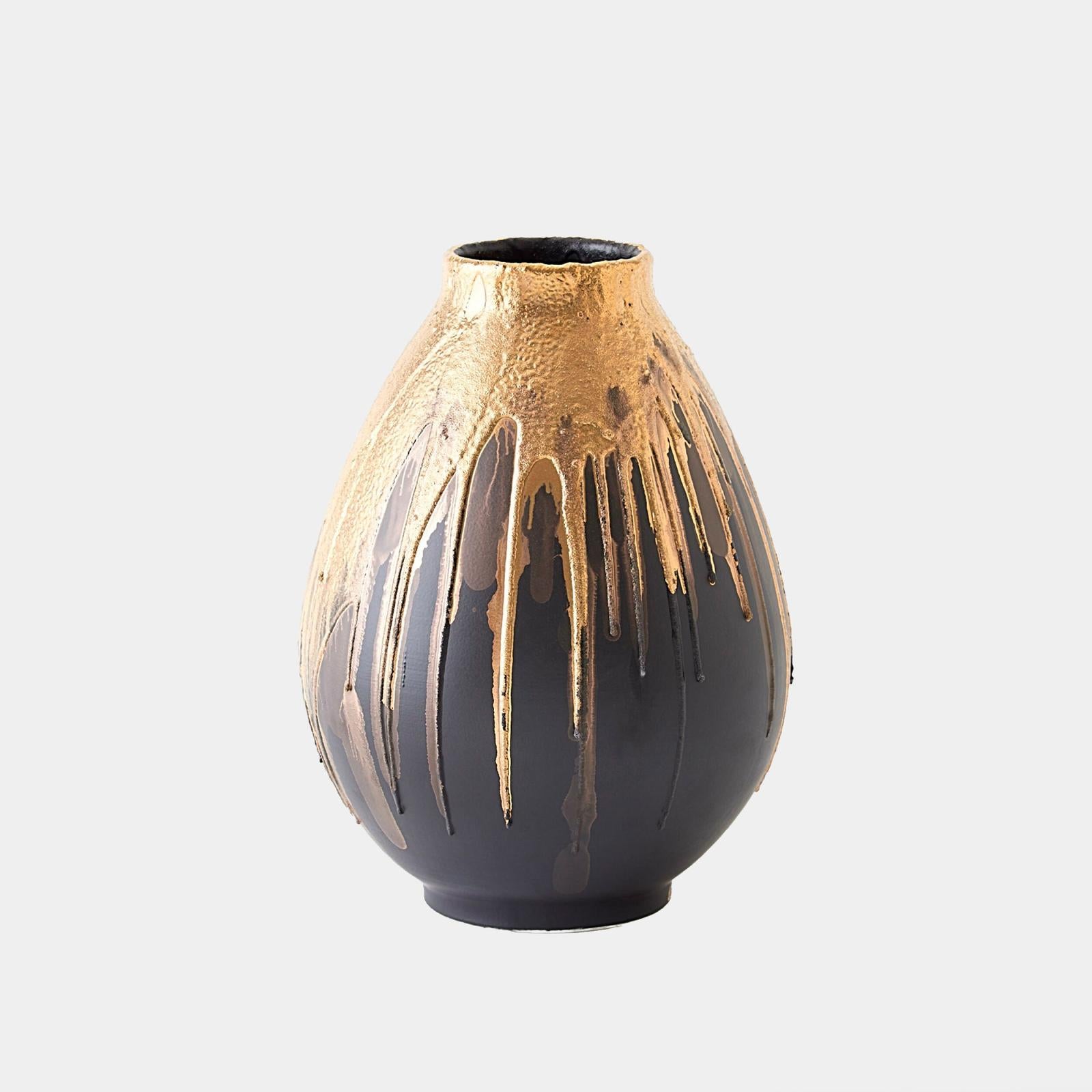 Global Views Cauldron Vase Gold