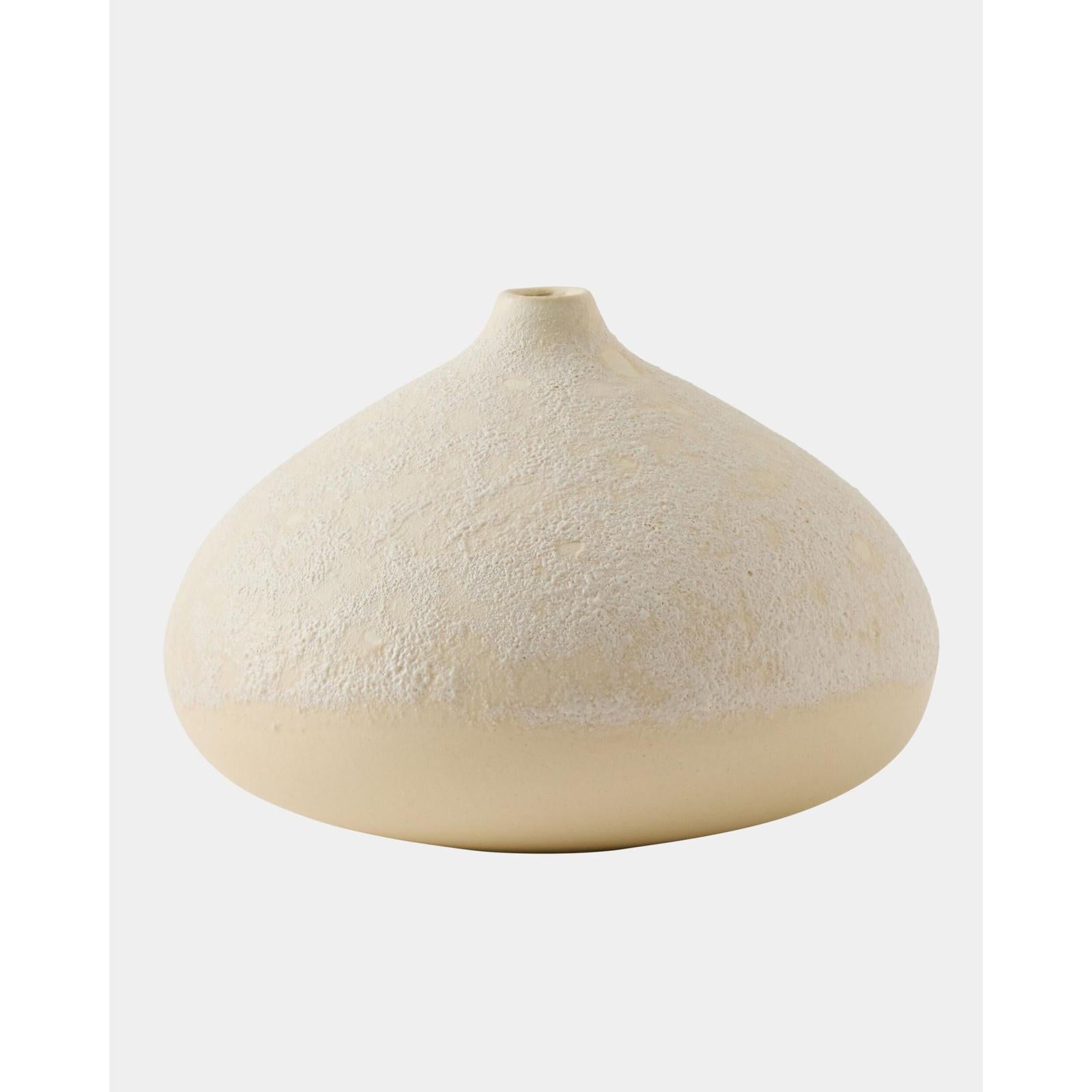 Global Views Mottled Bulb Vase