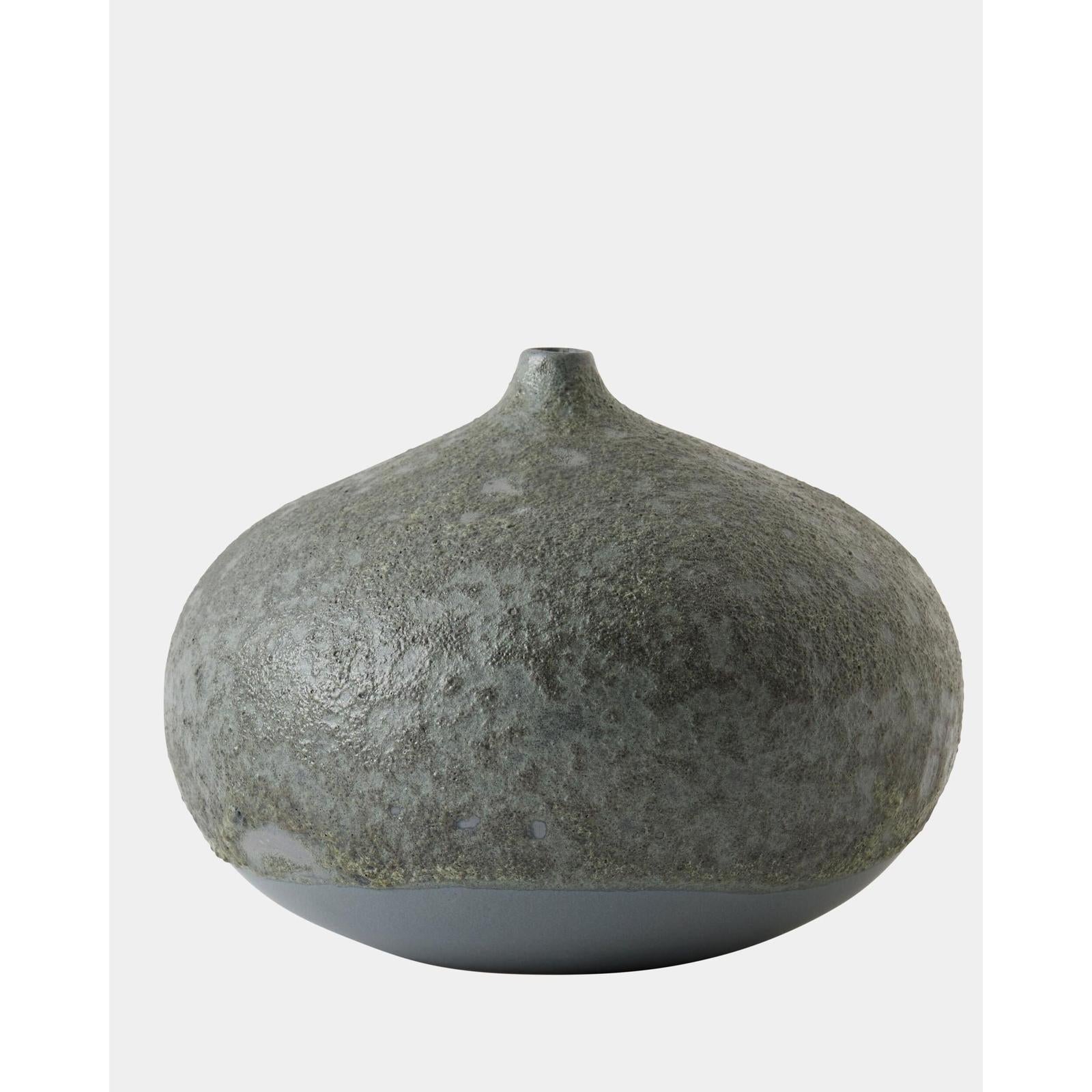 Global Views Mottled Bulb Vase