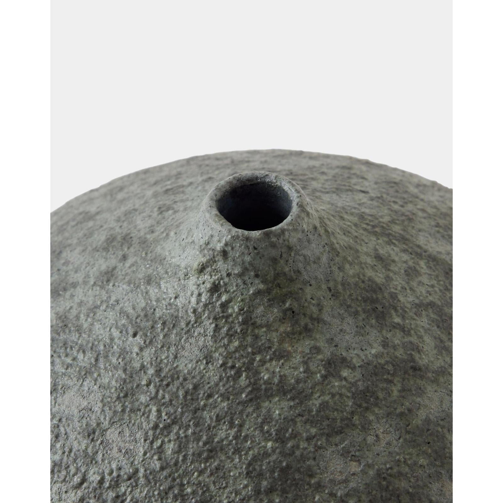Global Views Mottled Bulb Vase