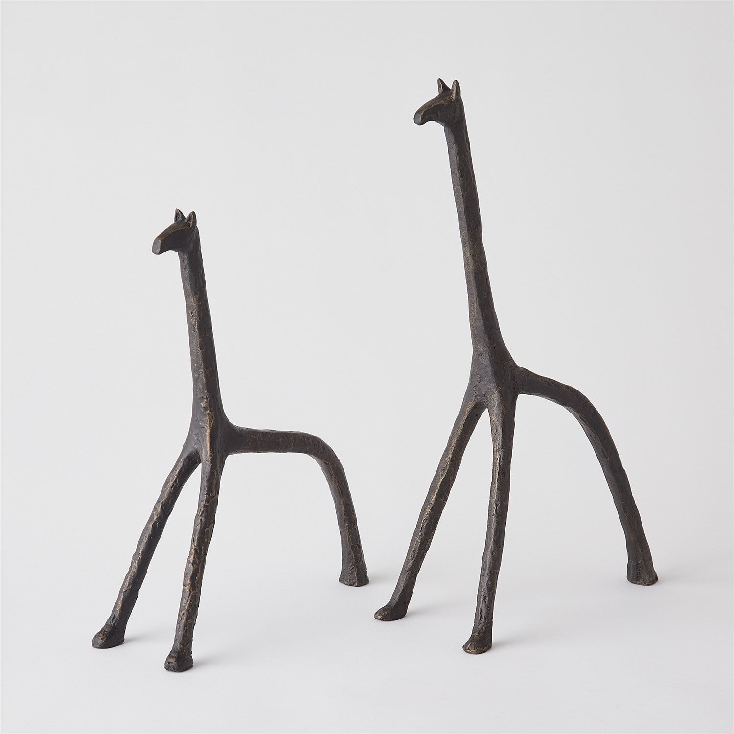 Global Views Iron Giraffe