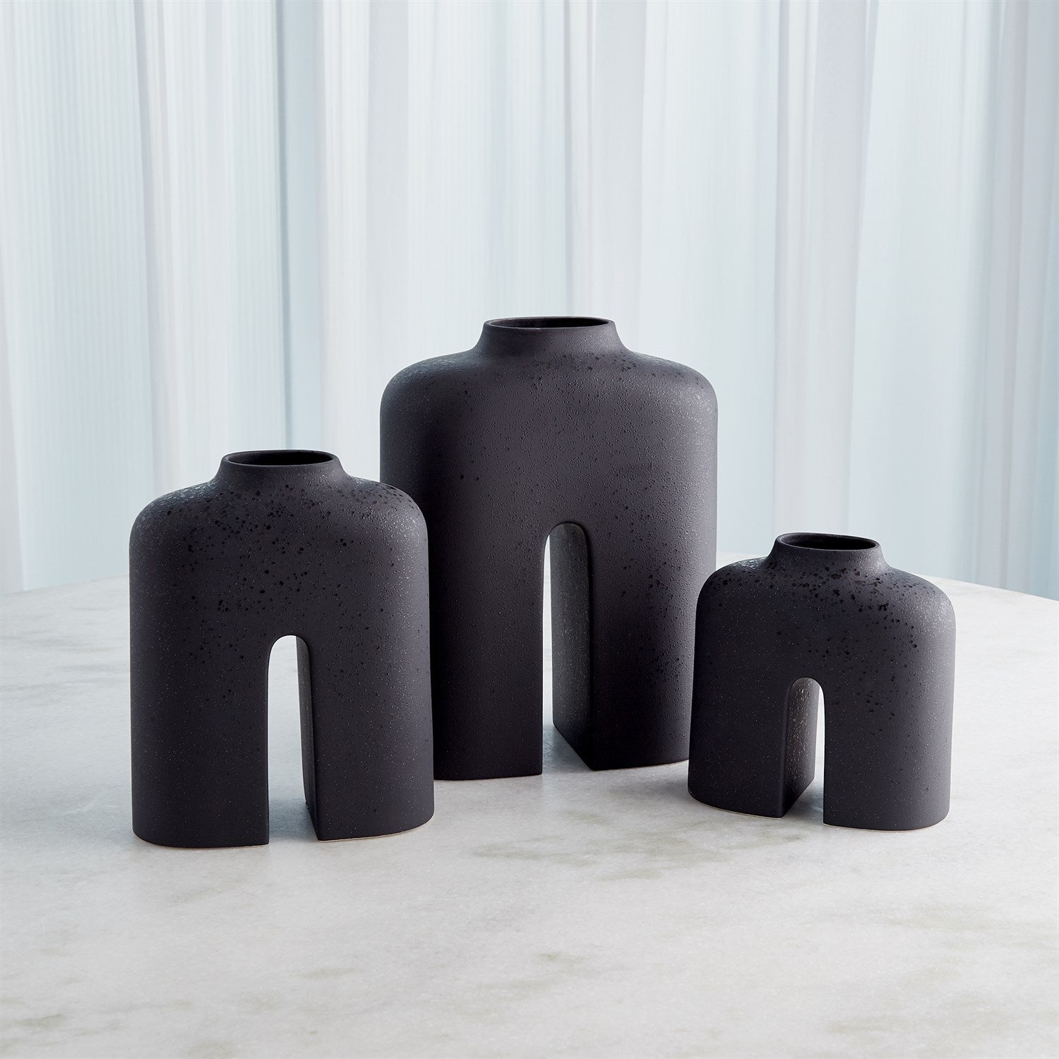 Global Views Black Guardian Vase