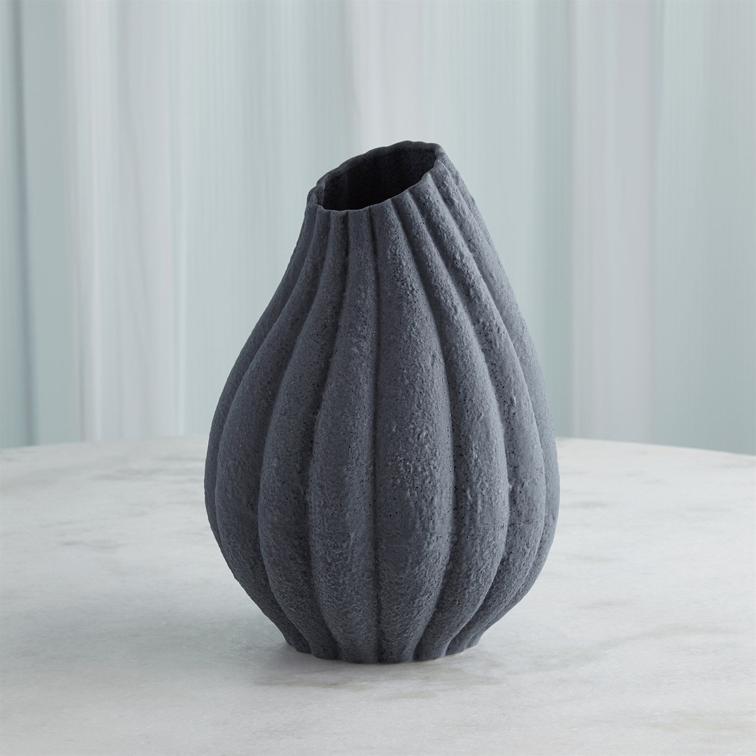 Global Views Black Glow Vase