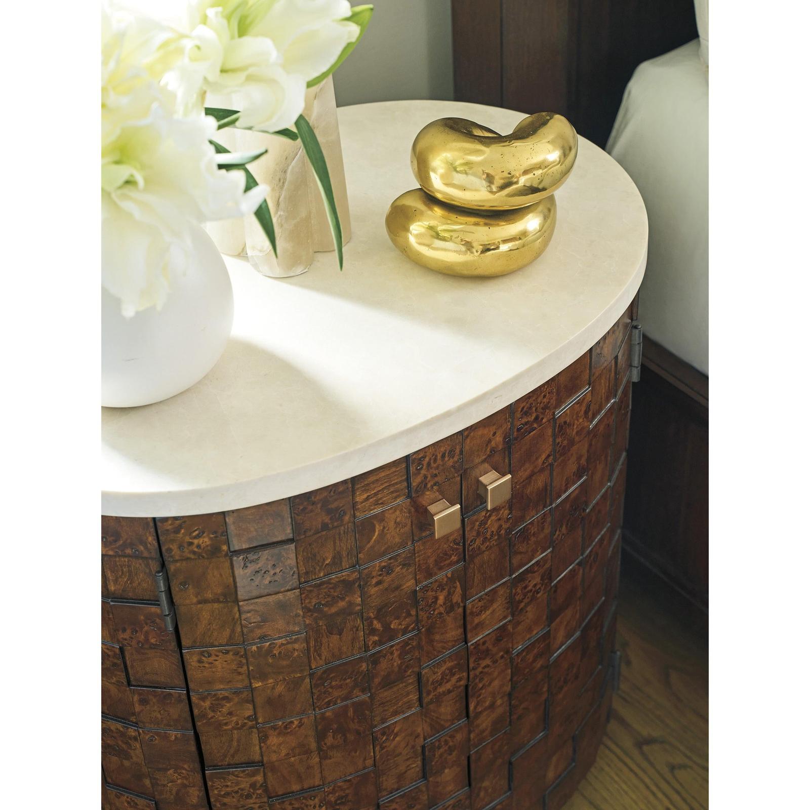 Lexington Rendezvous Morella Oval Nightstand