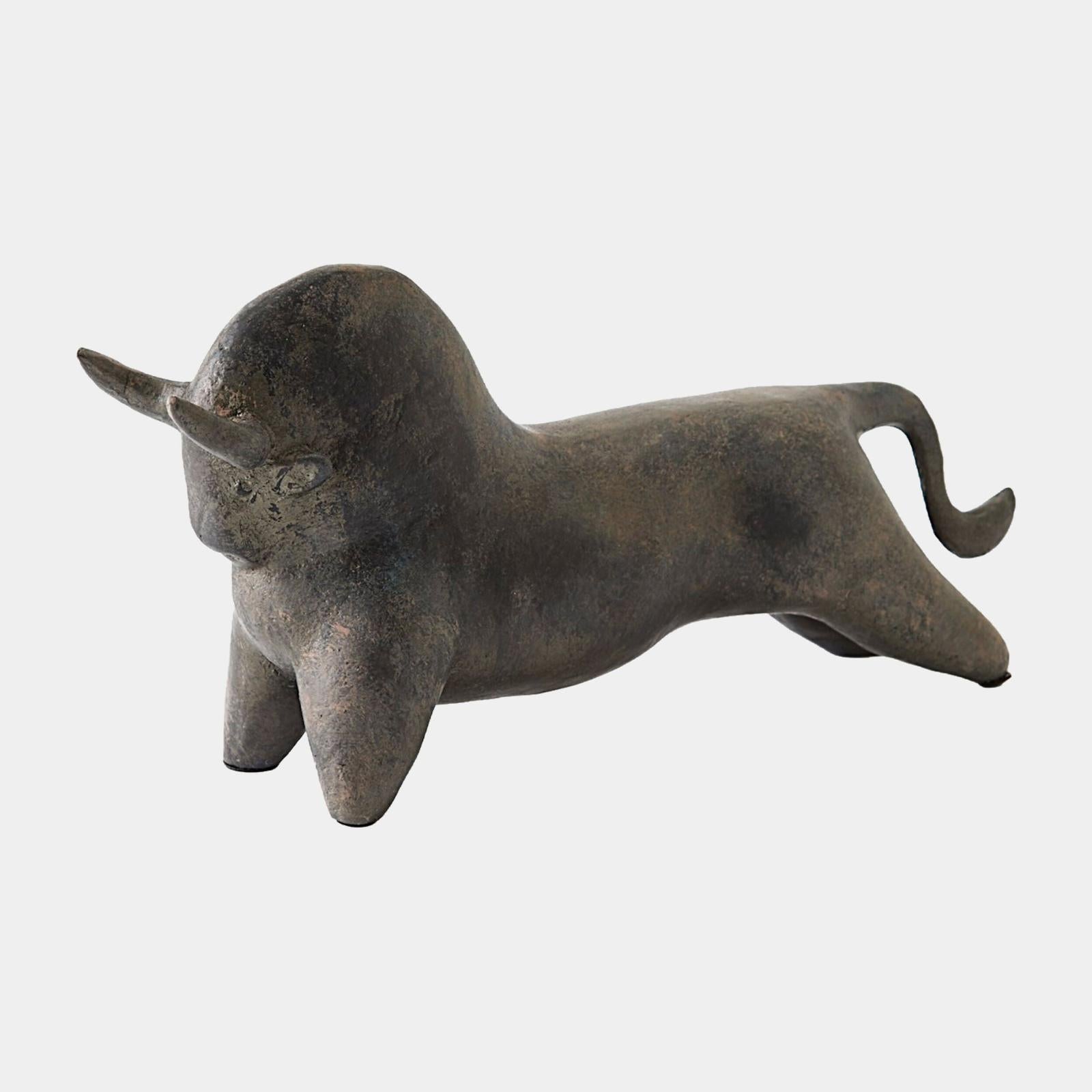 Global Views Sampson Bull Sculpture