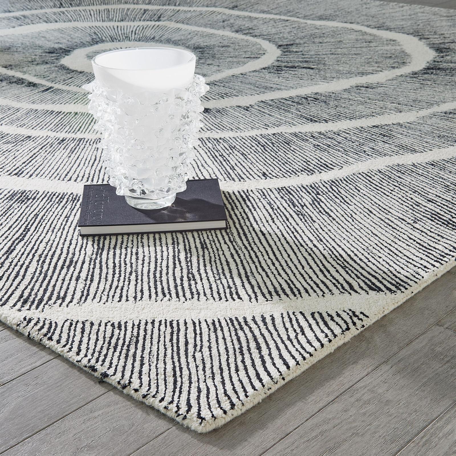 Global Views Burst Rug