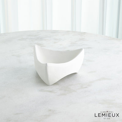 Global Views Leandre Triangle Bowl