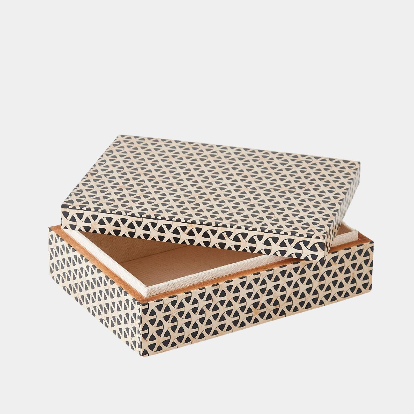 Global Views Infinity Box