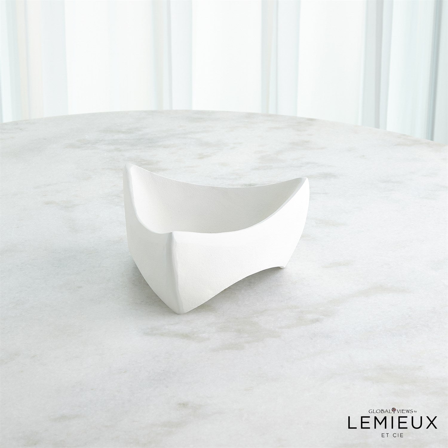 Global Views Leandre Triangle Bowl