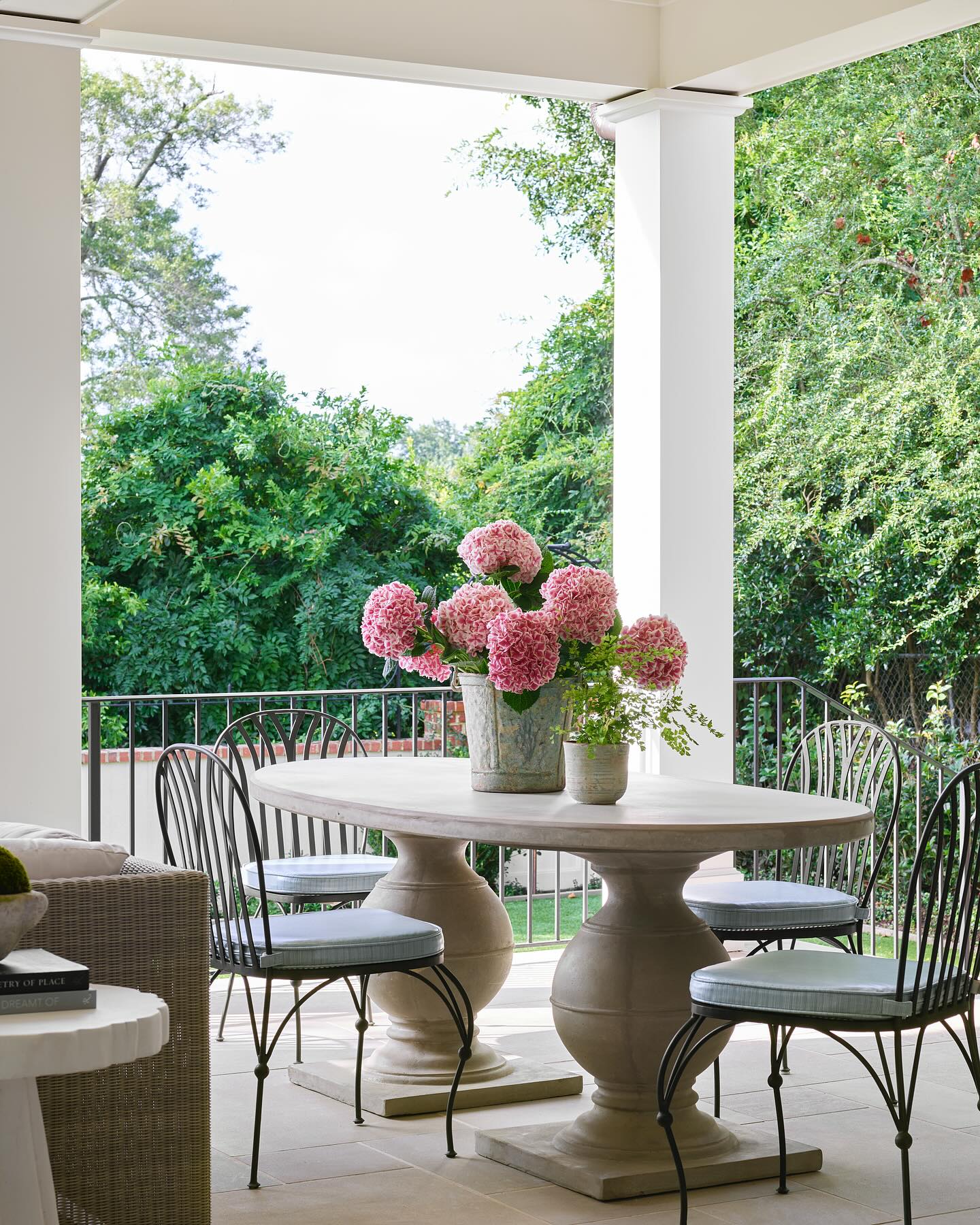 Cyril Oval Dining Table