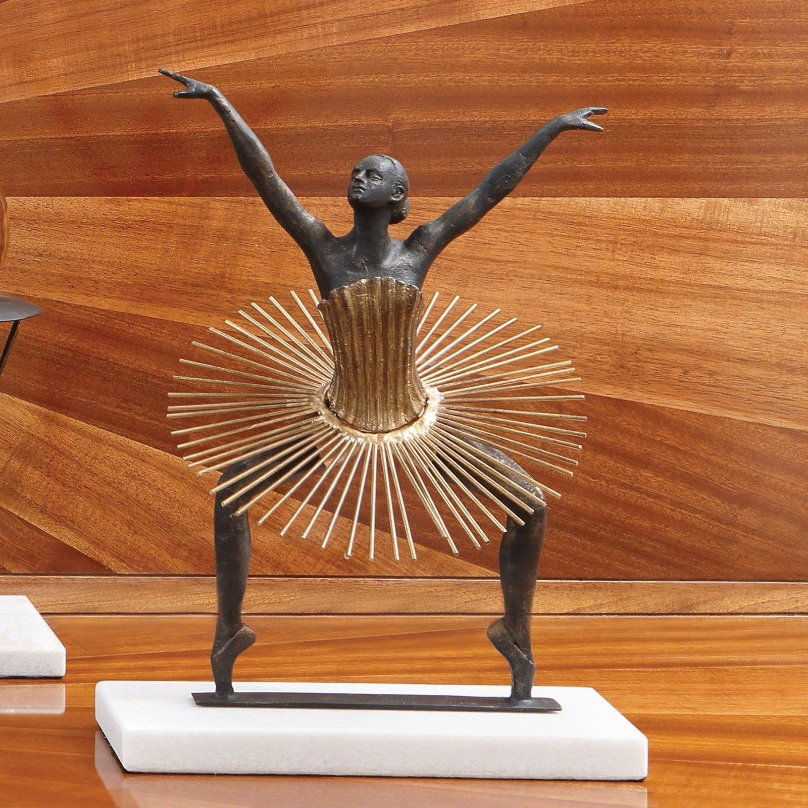 Global Views Bauhaus