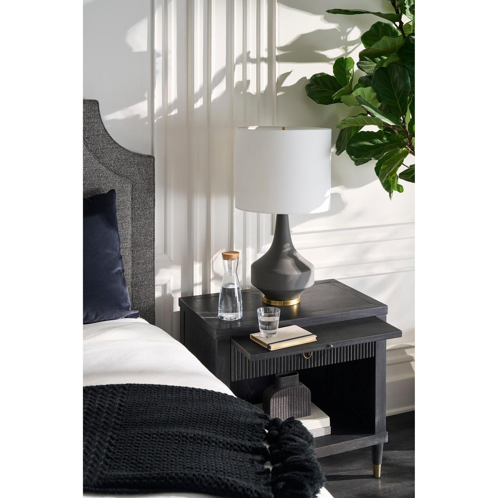 Fairfield Everett One Drawer Rectangular Nightstand