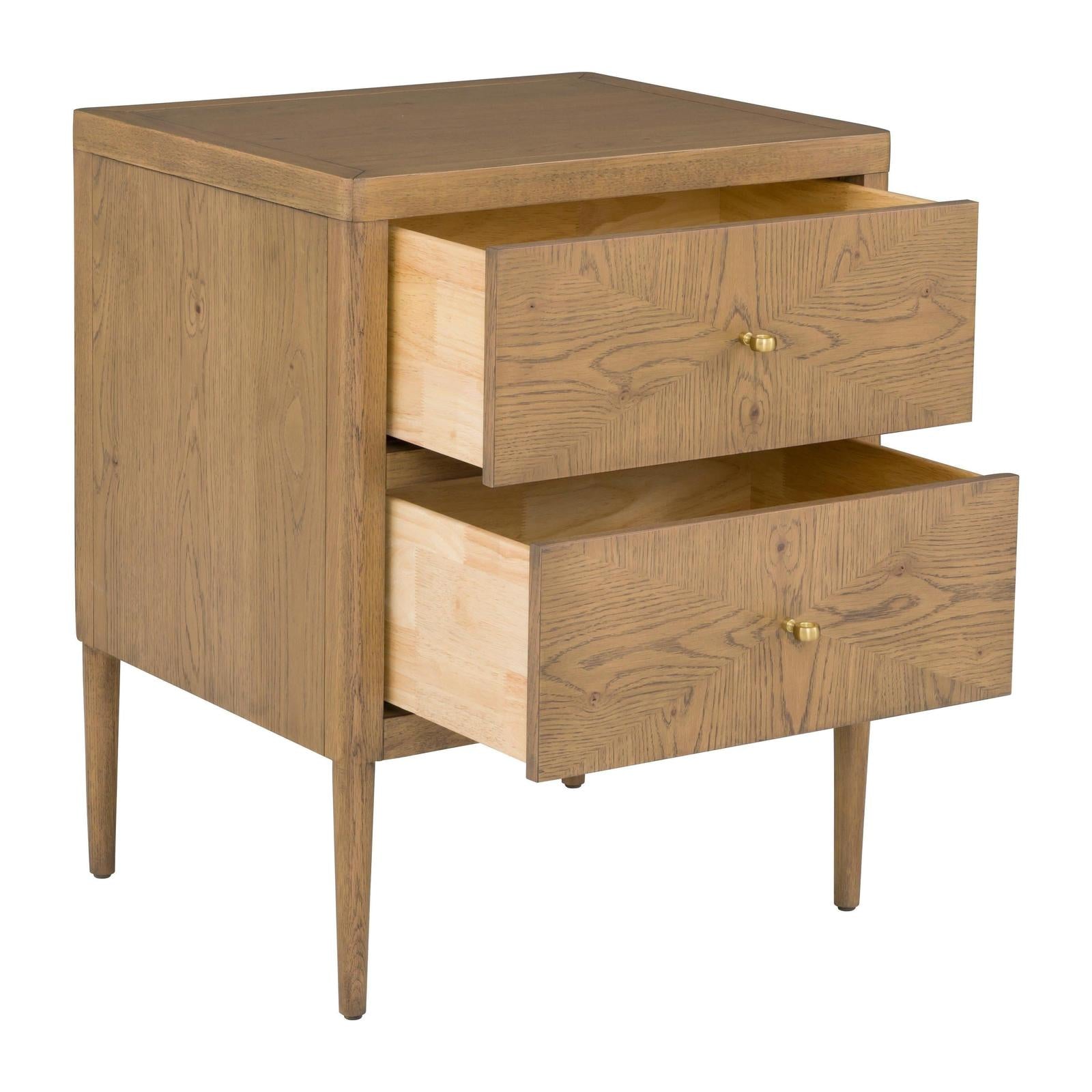 Fairfield Maxwell Petite Nightstand with Rounded Corners