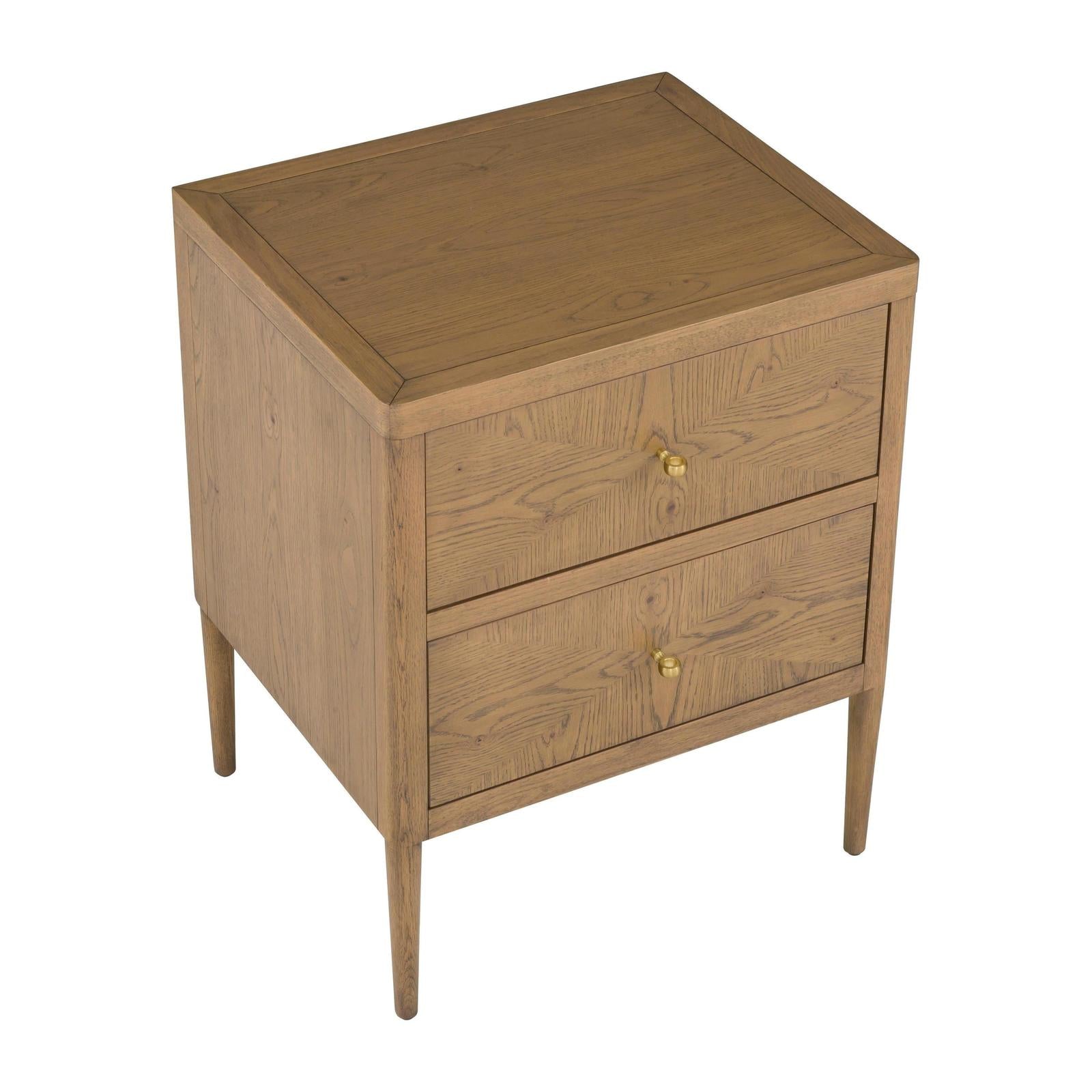 Fairfield Maxwell Petite Nightstand with Rounded Corners