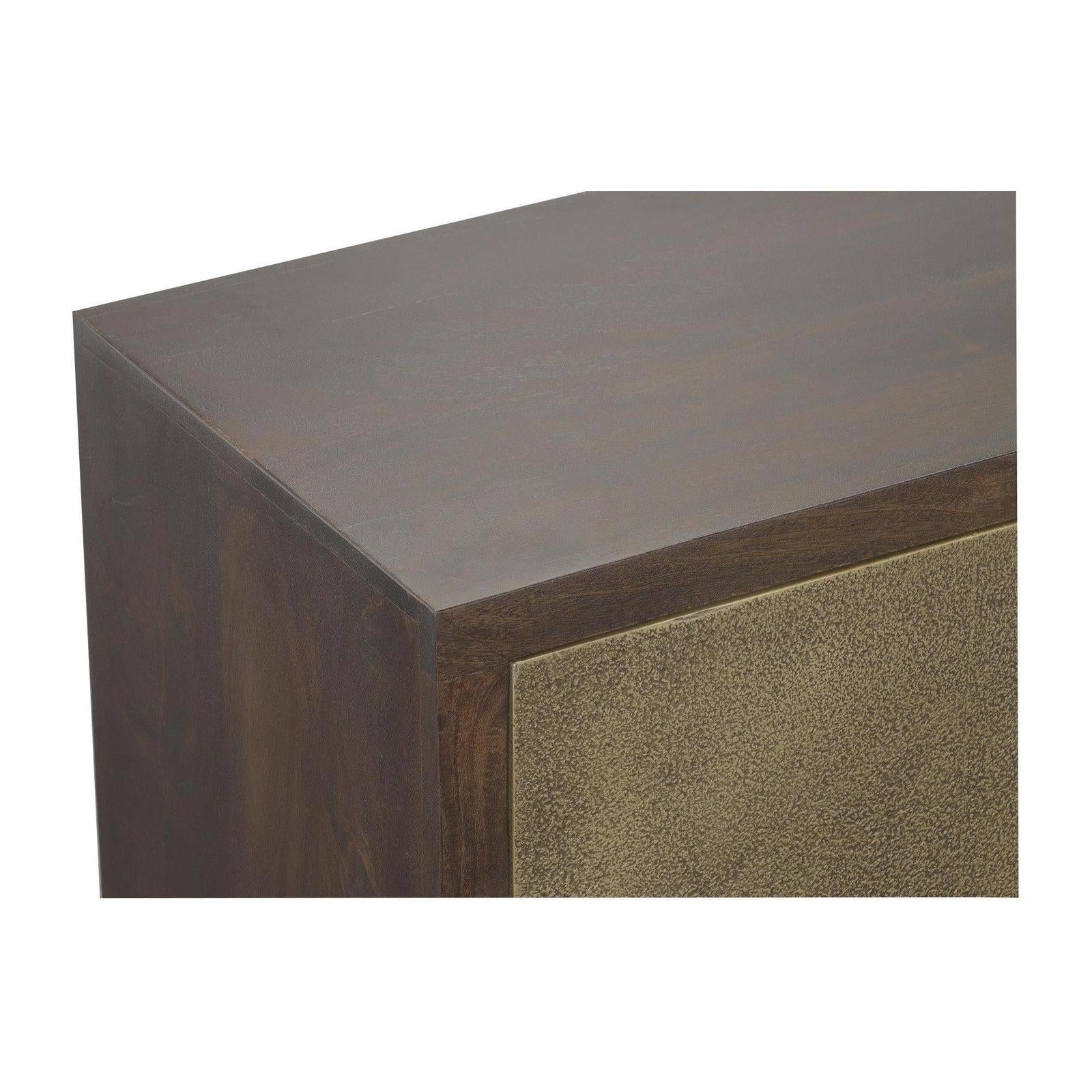 Fairfield Sundries Bronx Chest