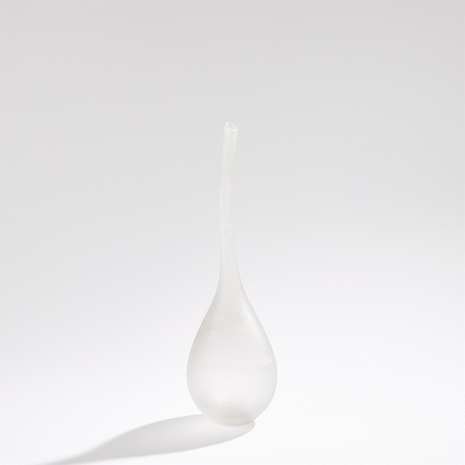 Global Views Curvature Bottle