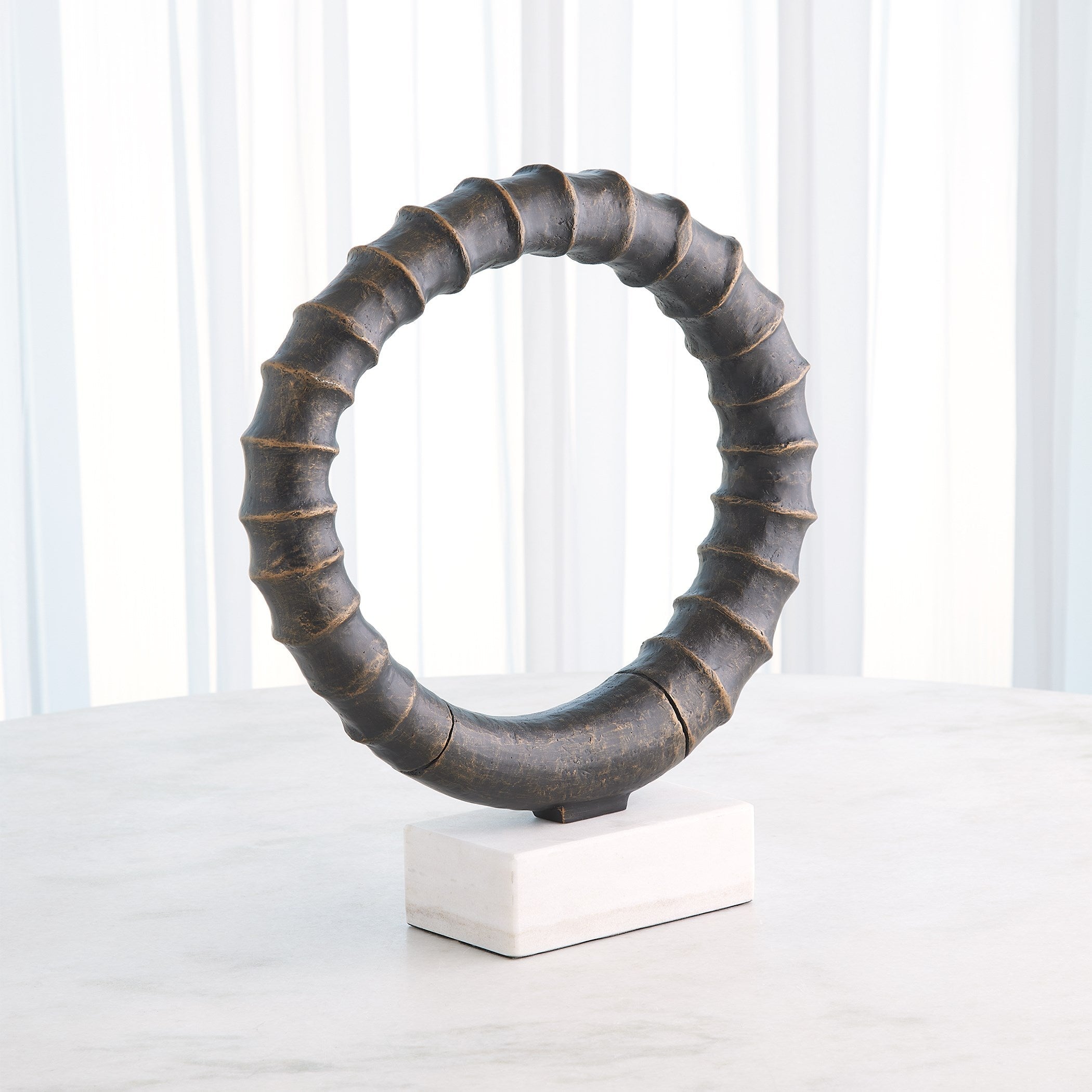 Global Views Infinity Horn Sculpture