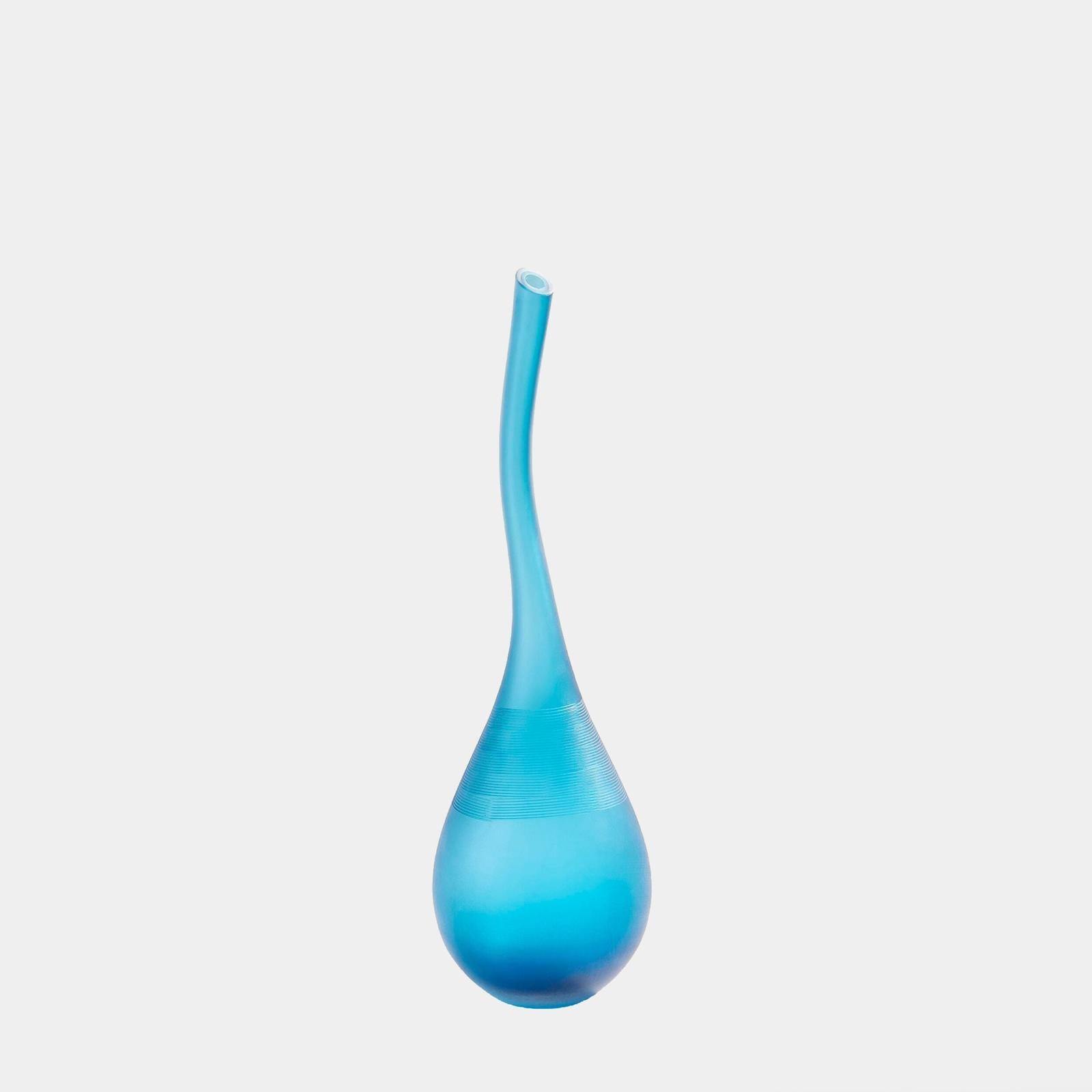 Global Views Curvature Bottle