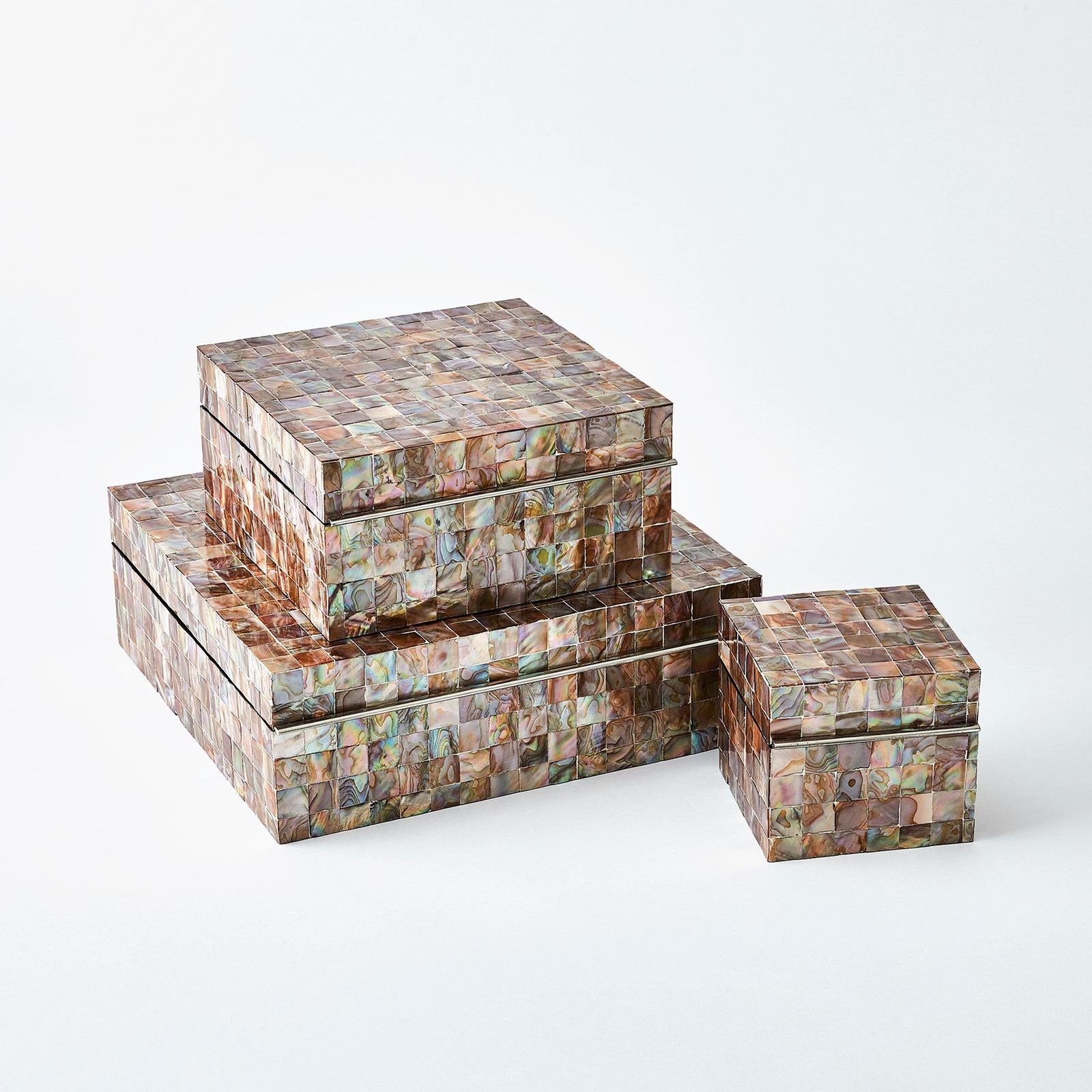 Global Views Mother Of Pearl Box