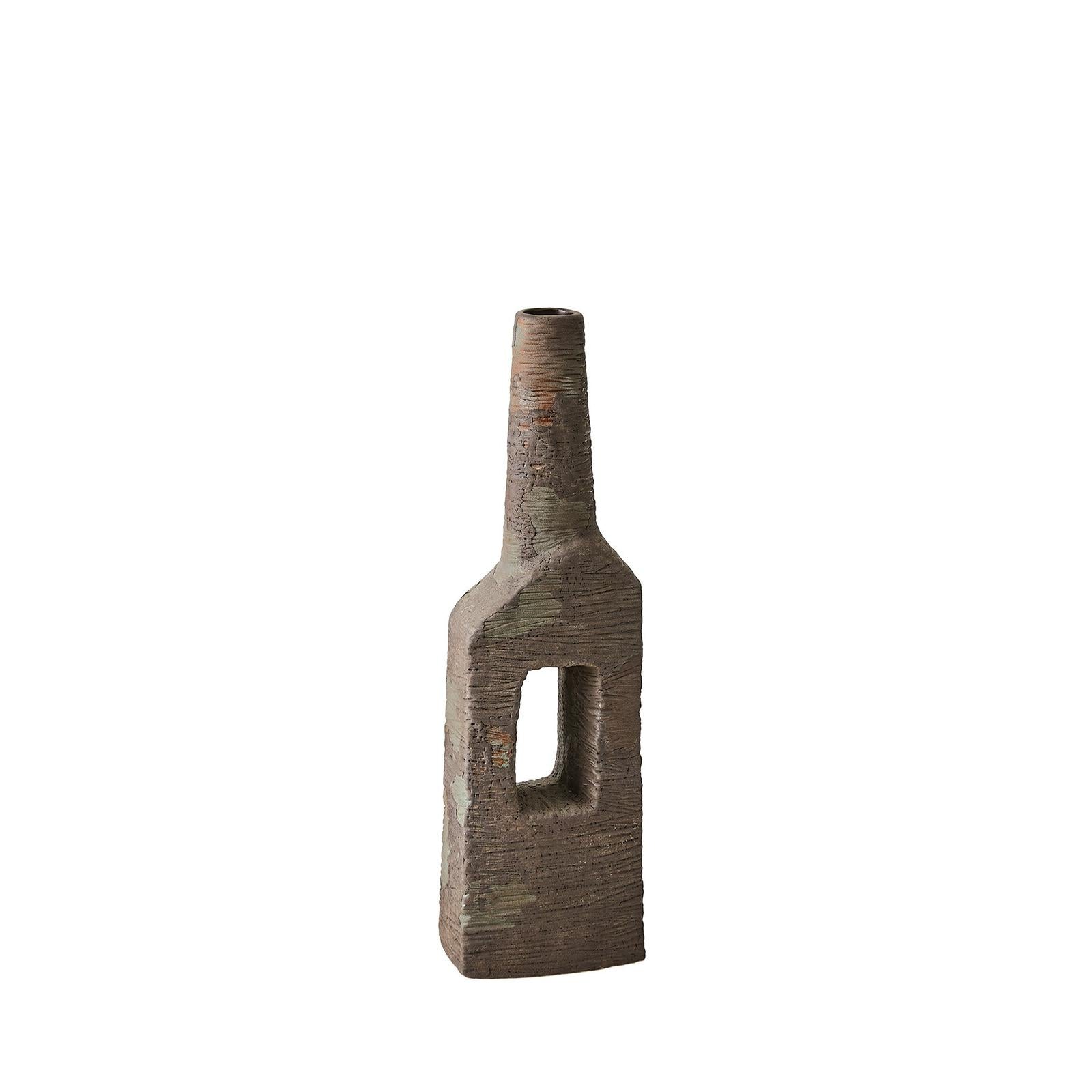 Global Views Rugged Brown Ebba Vase
