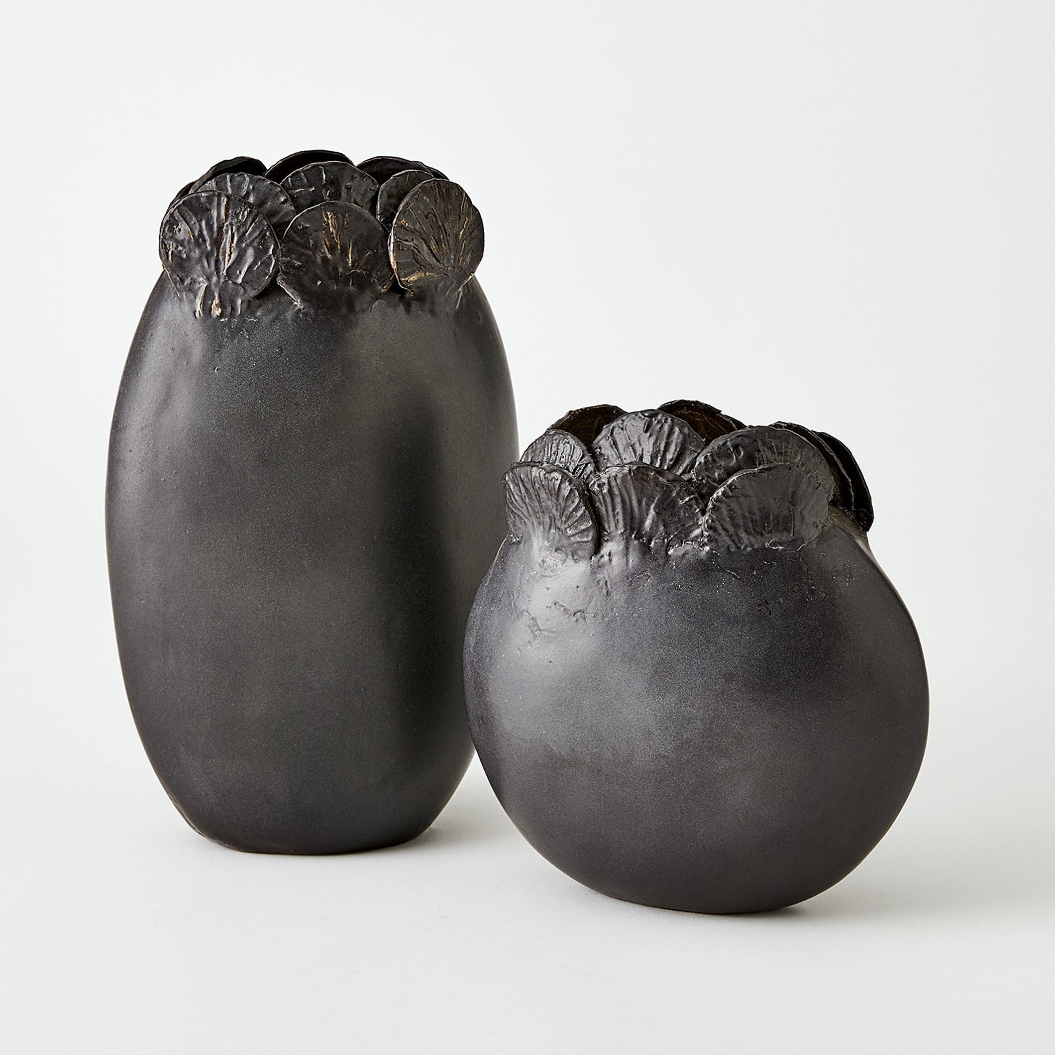Global Views Sand Dollar Vase