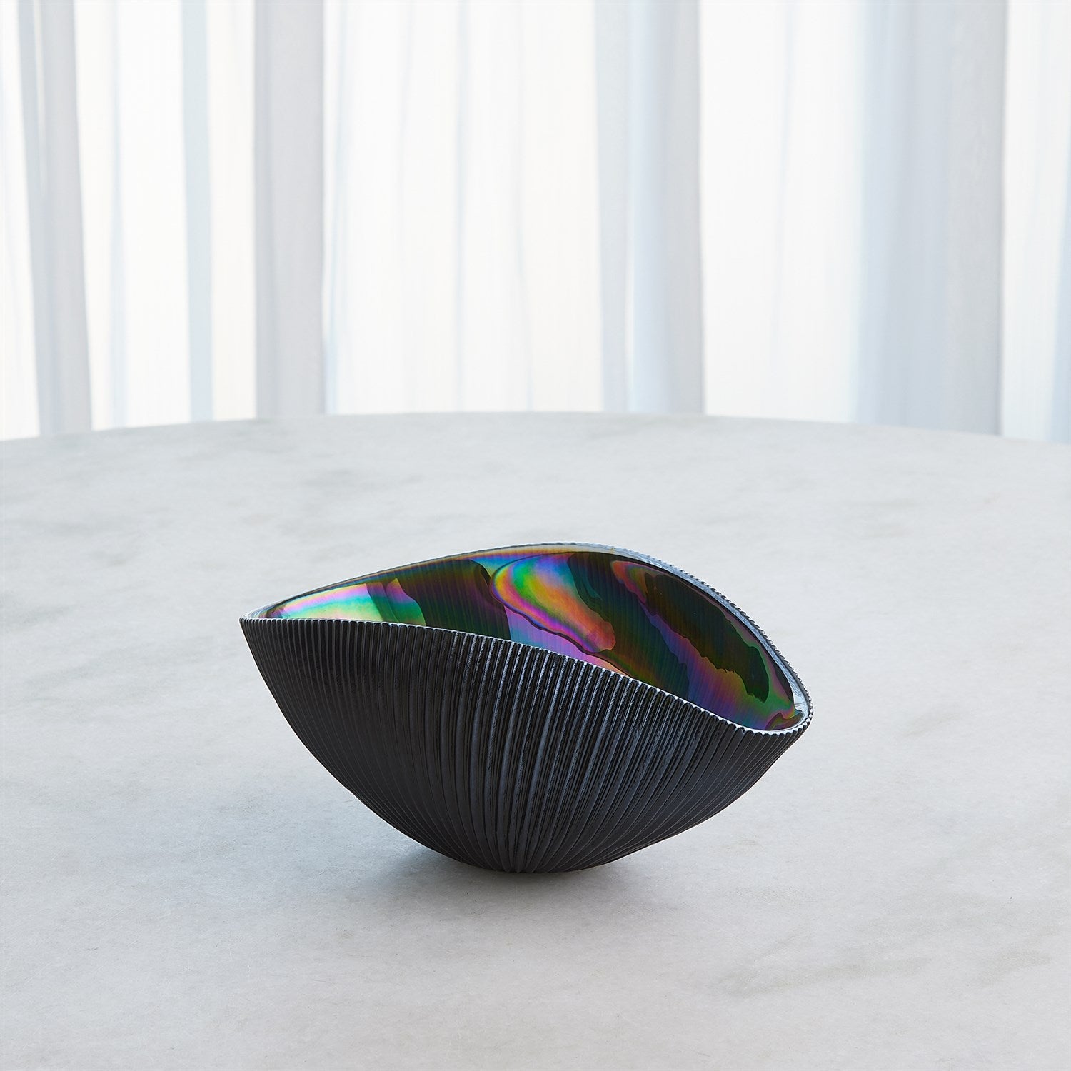 Global Views Pleated Bowl