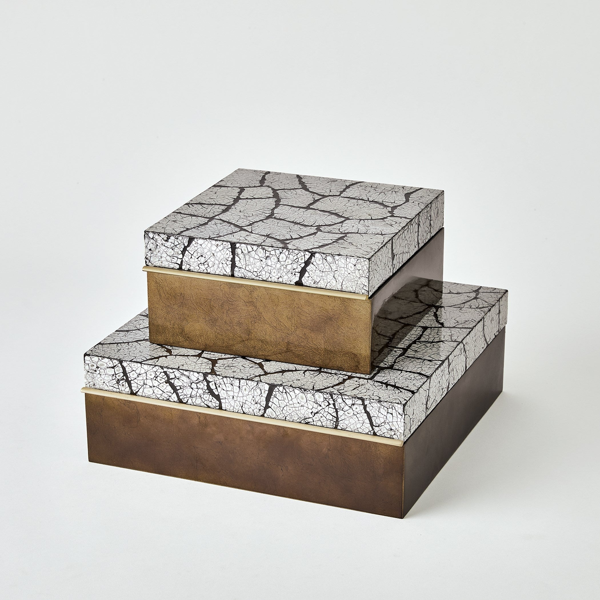 Global Views Antique Gold Leaf Eggshell Box