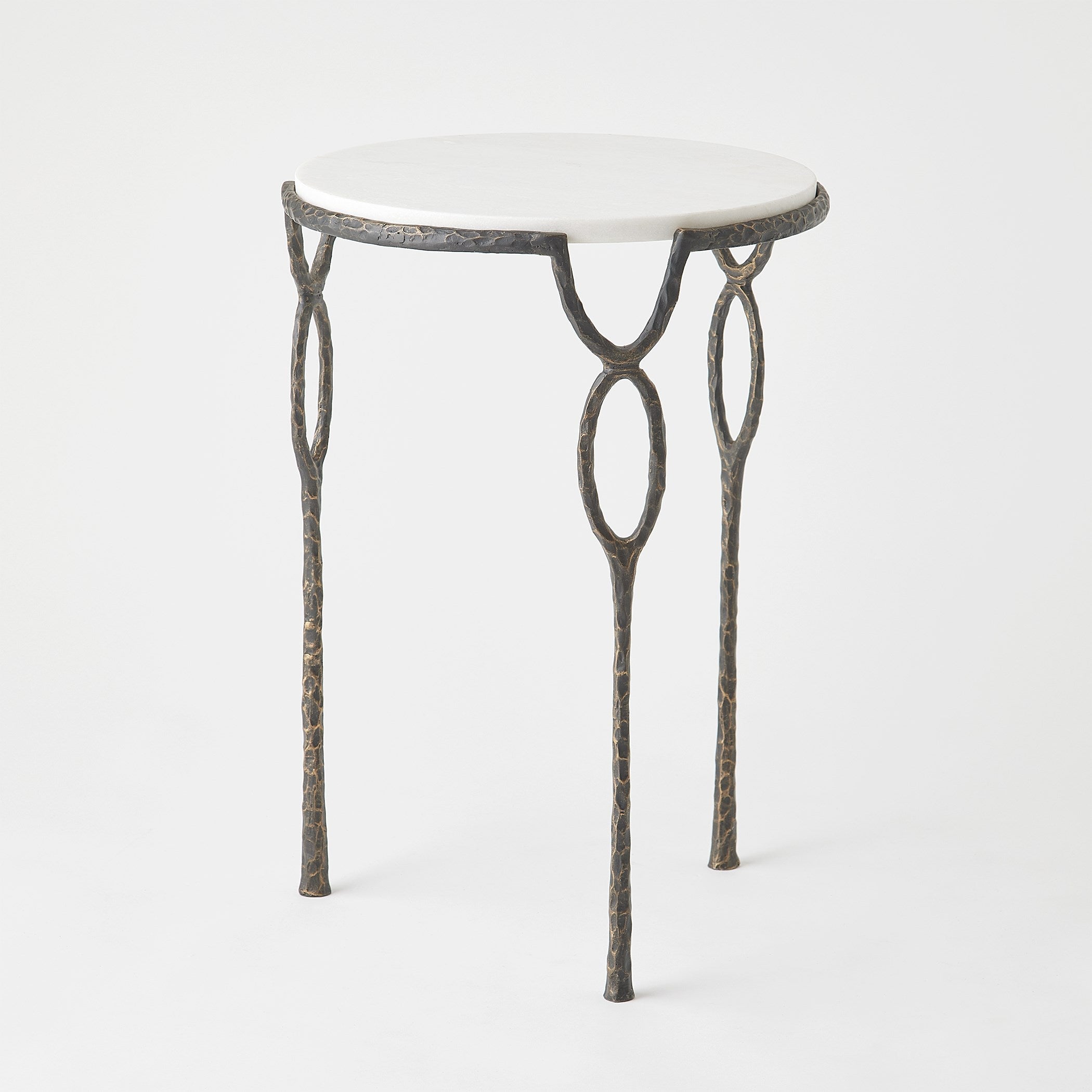 Global Views Chiseled Loop Table