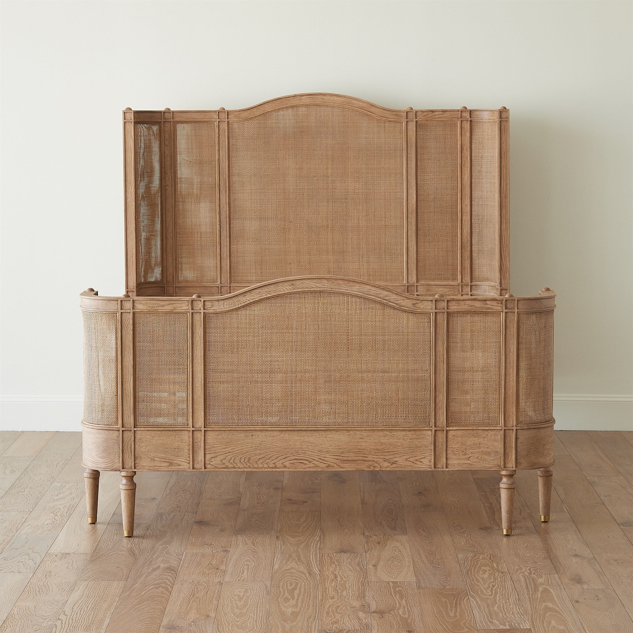 Global Views Josephine Bed