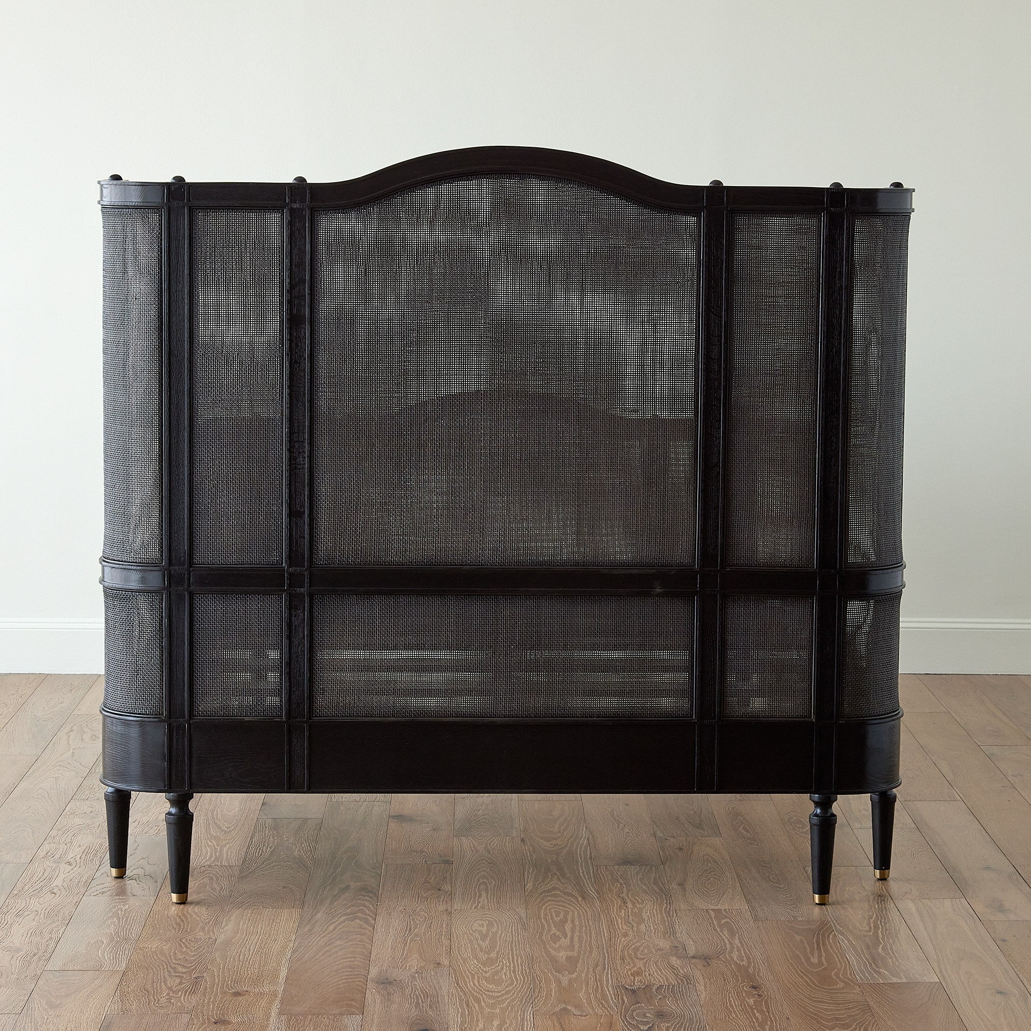 Global Views Josephine Bed