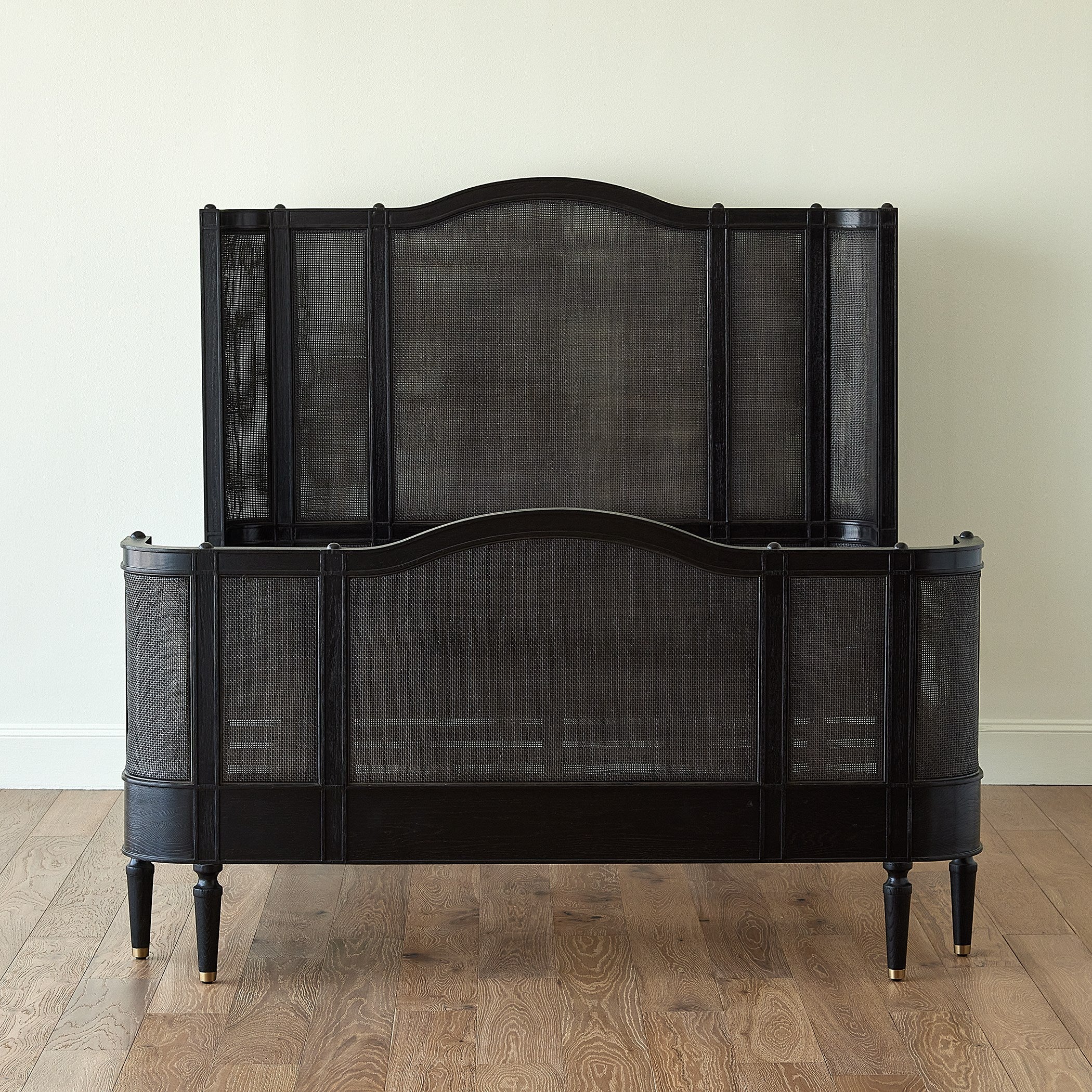 Global Views Josephine Bed