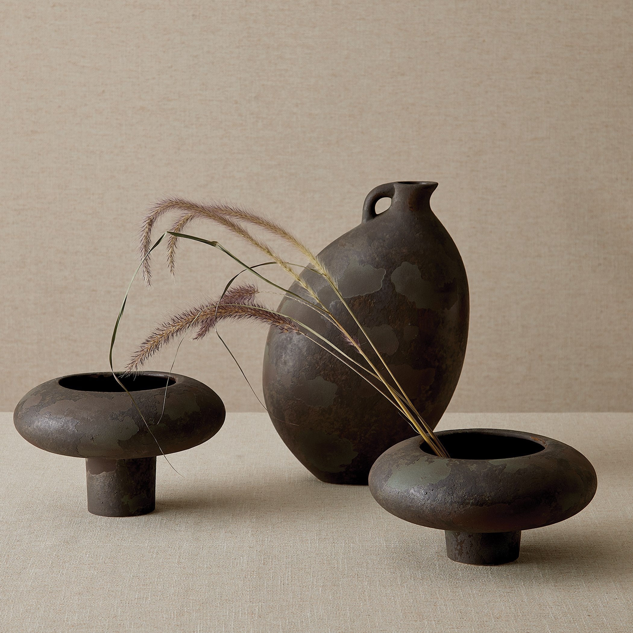 Global Views Soot Diviners Vessel