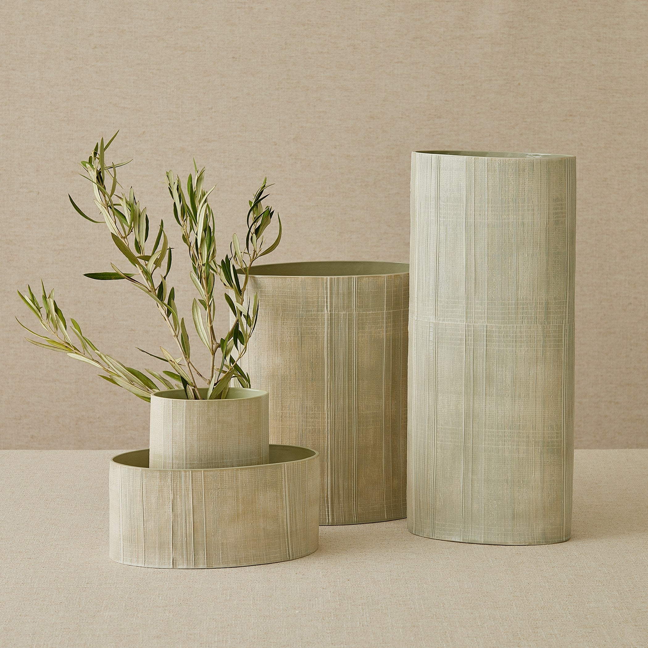 Global Views Celery Cross Hatch Vase